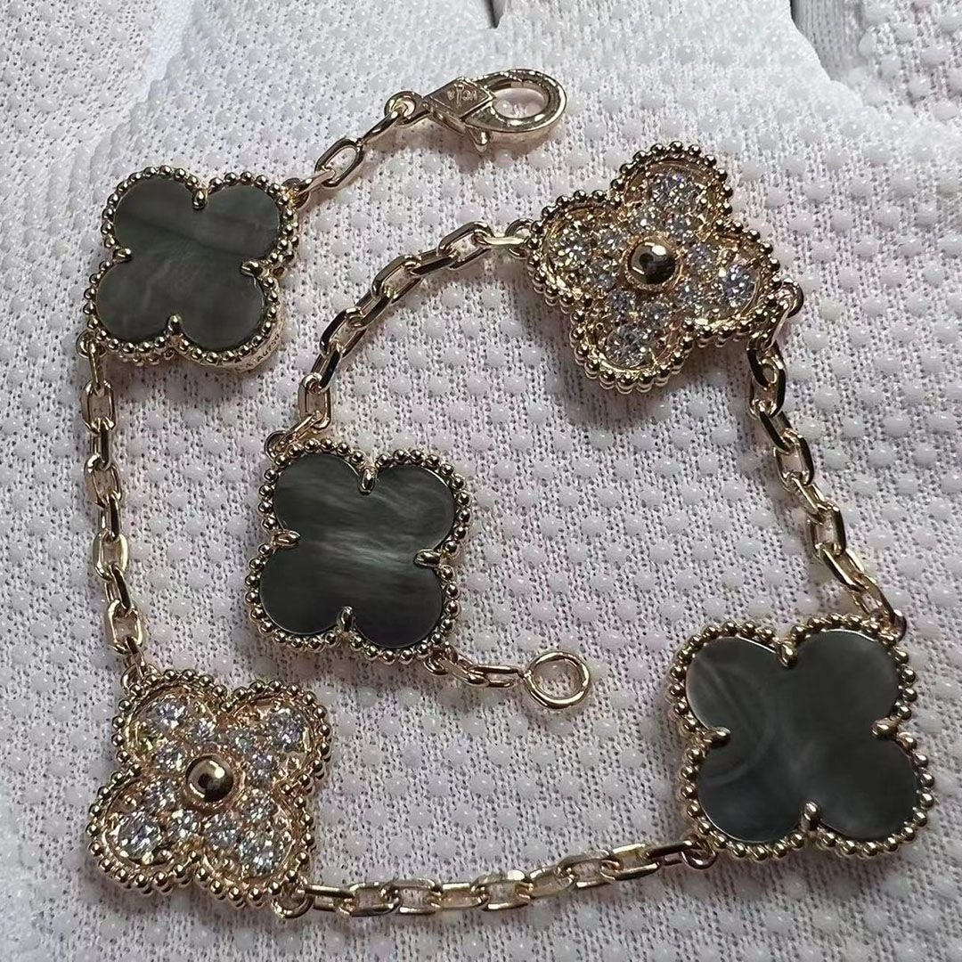 van cleef 18k rose gold vintage alhambra gray mother of peal diamond 5 motifs bracelet vcarp2r100