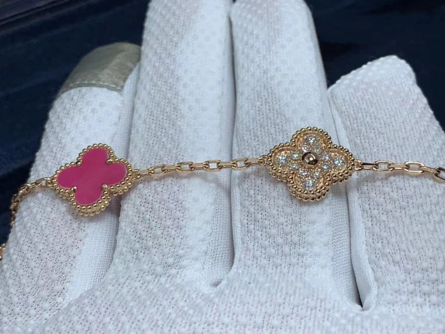 van cleef arpels 18k pink opal diamond 5 motifs vintage alhambra bracelet 1
