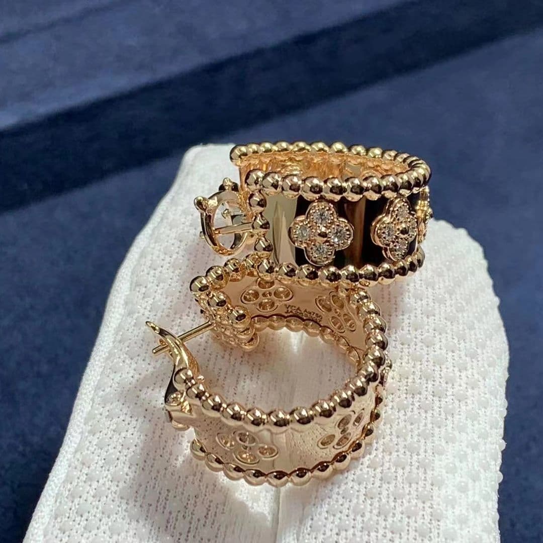van cleef arpels 18k rose gold perlee clovers diamonds hoop earrings vcaro2mk00