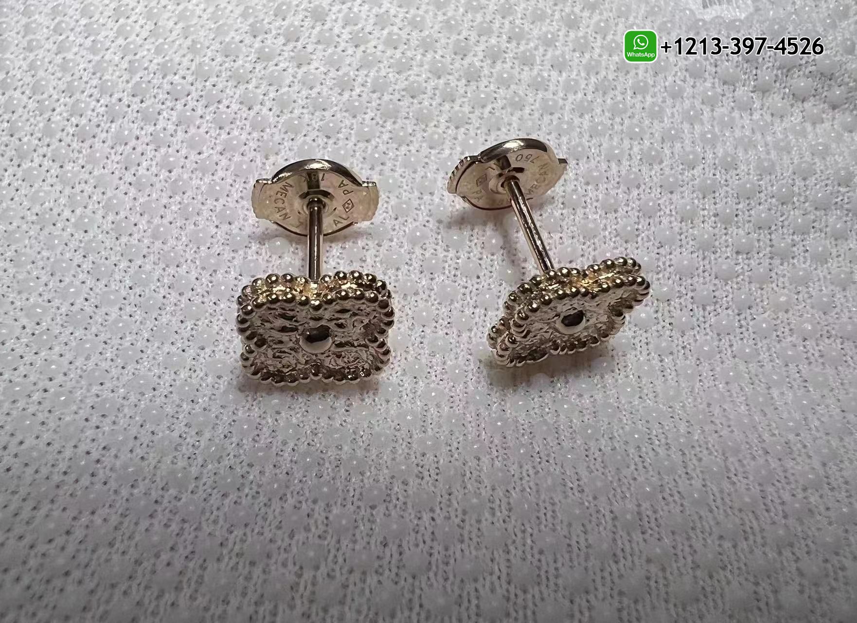 Van-Cleef-Arpels-18K-Rose-Gold-Sweet-Alhambra-earstuds-–-VCARO8DB00-5.jpg 1:1 Quality Van Cleef & Arpels 18K Rose Gold Sweet Alhambra earstuds Replica - High Quality 18k Gold and Diamond Luxury Distinctive Collection Designer Jewelry Customized Factory Price - Image 3