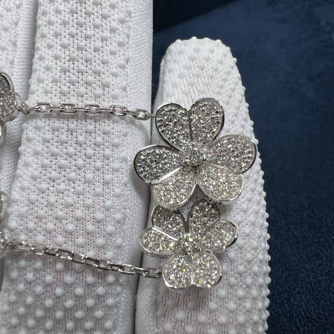 van cleef arpels 18k white gold pave diamond frivole 5 flowers bracelet vcarp6l700 1