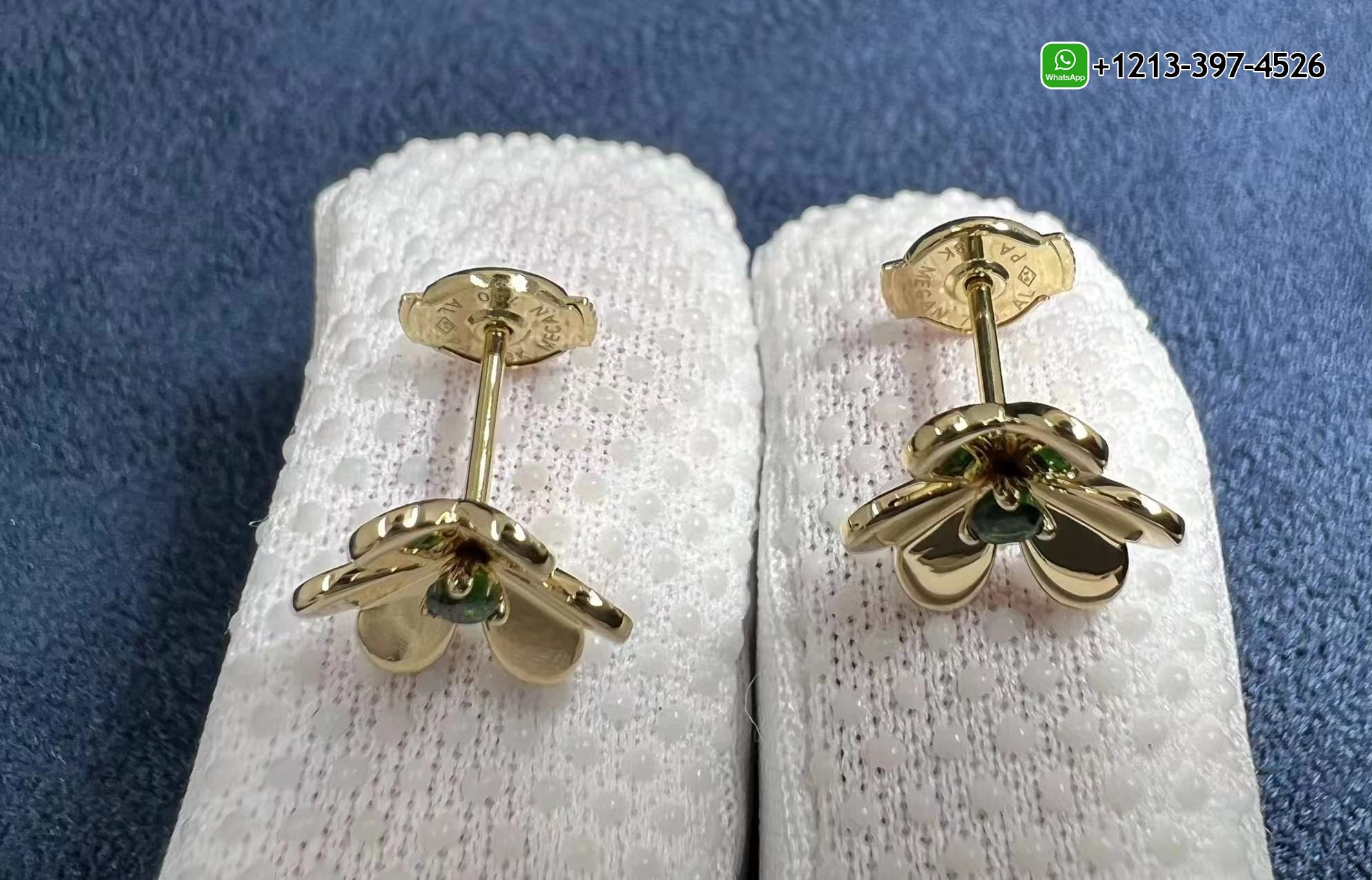 Van-Cleef-Arpels-18K-Yellow-Gold-Frivole-Emerald-Mini-Model-Earrings-VCARP7SD00-1.jpg Best Sellers 1:1 Quality Cheap Custom Made Van Cleef & Arpels 18K Yellow Gold Frivole Emerald Mini Model Earrings - High Quality 18k Gold and Diamond Luxury Distinctive Collection Designer Jewelry Customized Factory Price - Image 4