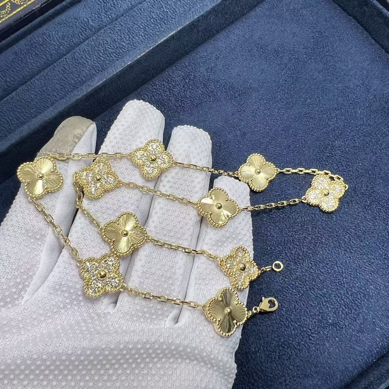 van cleef arpels 18k yellow gold guilloche diamond 10 motif vintage alhambra necklace 1