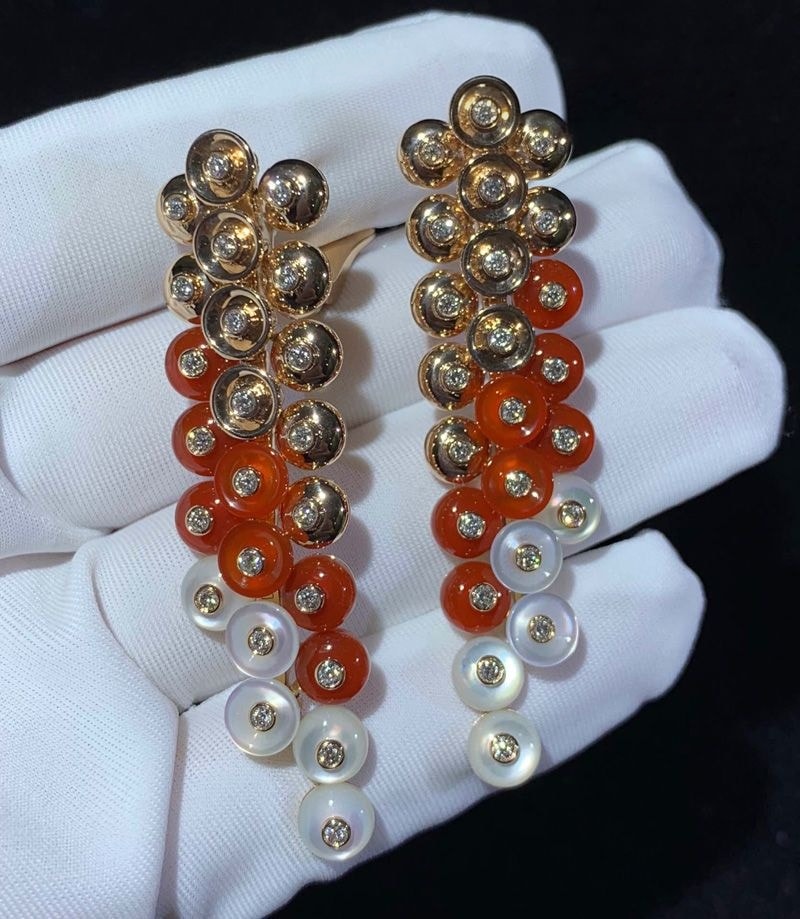 van cleef arpels 18k rose gold mother of pearl carnelian diamonds bouton dor earrings vcaro77300 2