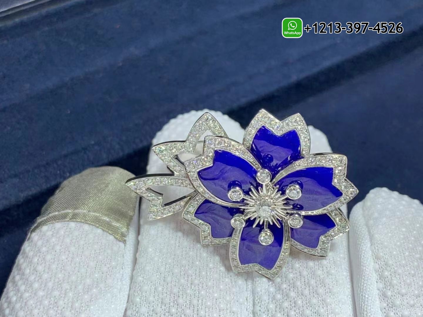 Van-Cleef-Arpels-18k-White-Gold-Diamond-Lapis-Lazuli-Ring-VCARP7EO00-7.jpg Custom Made Best Quality 1:1 Cheap Van Cleef & Arpels 18k White Gold Diamond Lapis Lazuli Ring - High Quality 18k Gold and Diamond Luxury Distinctive Collection Designer Jewelry Customized Factory Price - Image 8