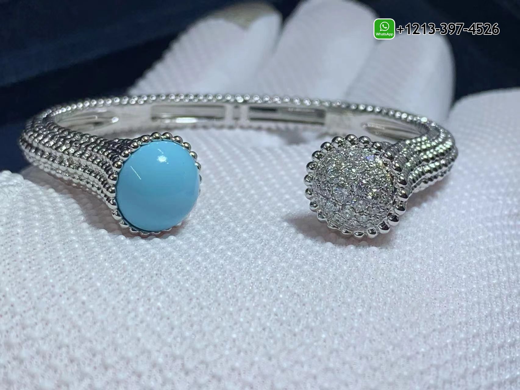 Van-Cleef-Arpels-18k-White-Gold-Turquoise-Diamond-Perlee-Couleurs-Bracelet-VCARP27800-10.jpg Custom Made Best Quality 1:1 Cheap Van Cleef & Arpels 18k White Gold Turquoise Diamond Perlée Couleurs Bracelet - High Quality 18k Gold and Diamond Luxury Distinctive Collection Designer Jewelry Customized Factory Price - Image 10