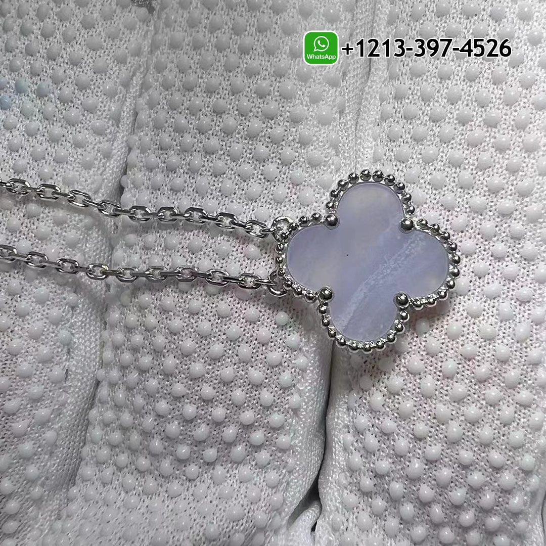 1:1 Quality Van Cleef & Arpels 18k White Gold Vintage Alhambra Chalcedony Pendant Necklace Replica - High Quality 18k Gold and Diamond Luxury Distinctive Collection Designer Jewelry Customized Factory Price