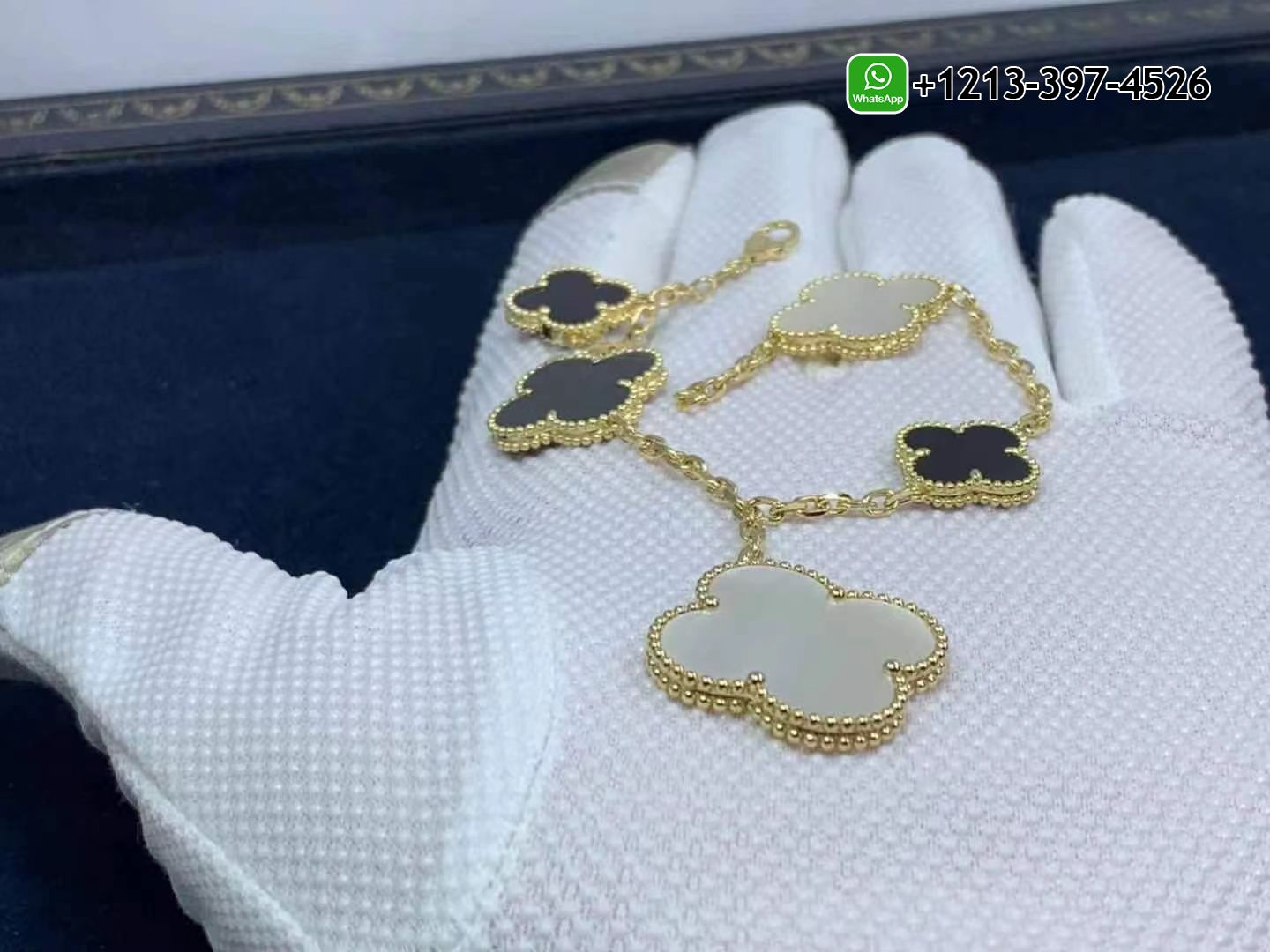 Van-Cleef-Arpels-18k-Yellow-Gold-5-Motif-Onyx-Mother-of-Pearl-Magic-Alhambra-Bracelet-VCARD78700-1.jpg Custom Made Best Quality 1:1 Van Cleef & Arpels 18k Yellow Gold 5 Motif Onyx Mother of Pearl Magic Alhambra Bracelet - High Quality 18k Gold and Diamond Luxury Distinctive Collection Designer Jewelry Customized Factory Price - Image 2