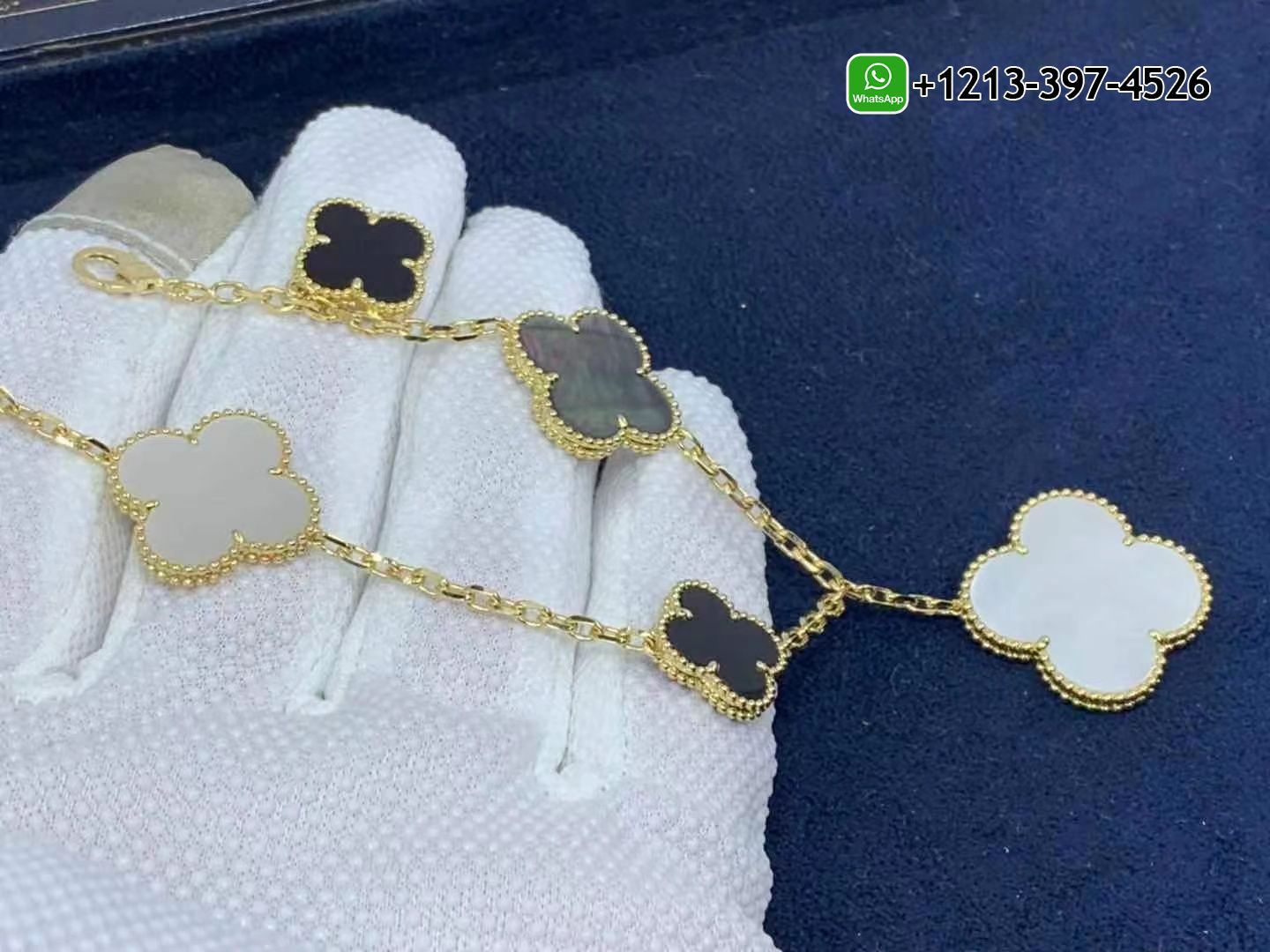 Van-Cleef-Arpels-18k-Yellow-Gold-5-Motif-Onyx-Mother-of-Pearl-Magic-Alhambra-Bracelet-VCARD78700-3.jpg Custom Made Best Quality 1:1 Van Cleef & Arpels 18k Yellow Gold 5 Motif Onyx Mother of Pearl Magic Alhambra Bracelet - High Quality 18k Gold and Diamond Luxury Distinctive Collection Designer Jewelry Customized Factory Price - Image 4
