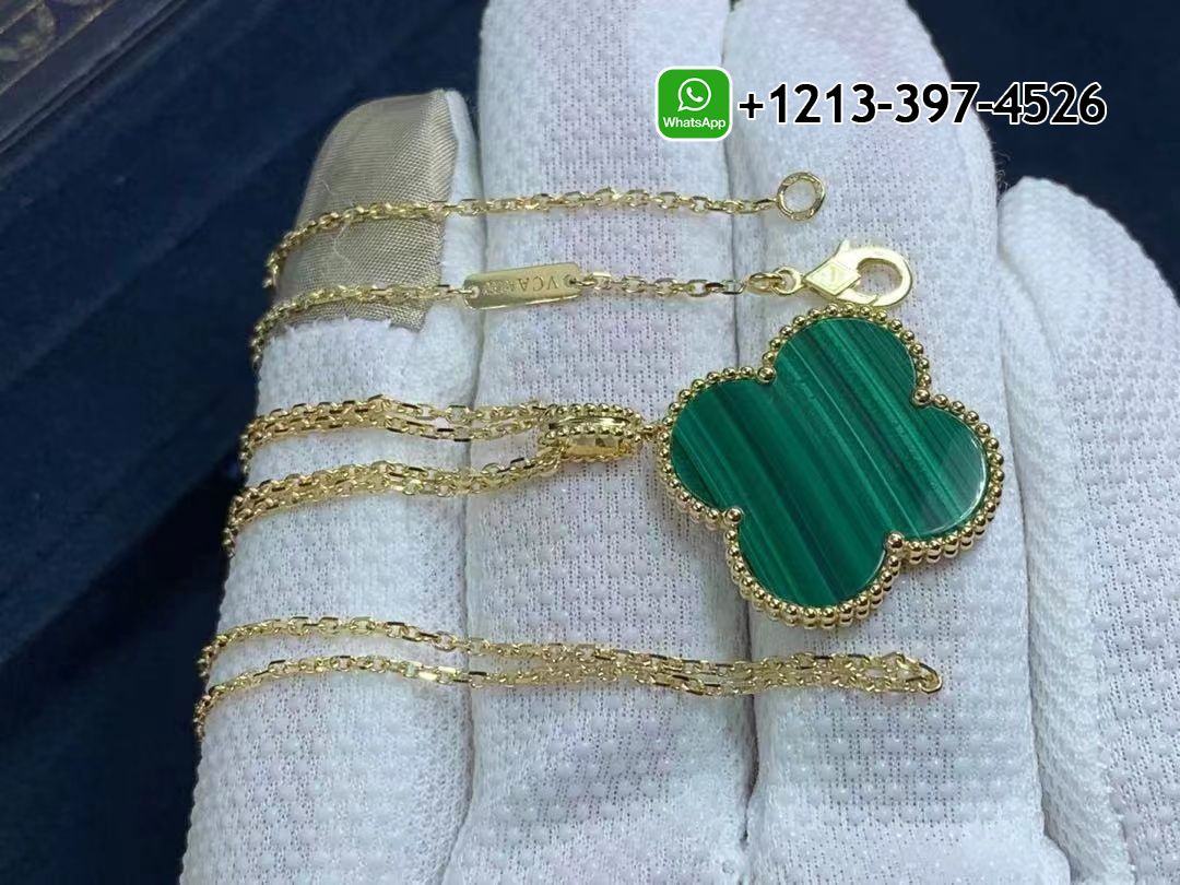 Van-Cleef-Arpels-18k-Yellow-Gold-Malachite-1-Motif-Magic-Alhambra-Necklace-VCARO3MG00-2.jpg Custom Made Best Quality 1:1 Van Cleef & Arpels 18k Yellow Gold Malachite 1 Motif Magic Alhambra Necklace - High Quality 18k Gold and Diamond Luxury Distinctive Collection Designer Jewelry Customized Factory Price - Image 3