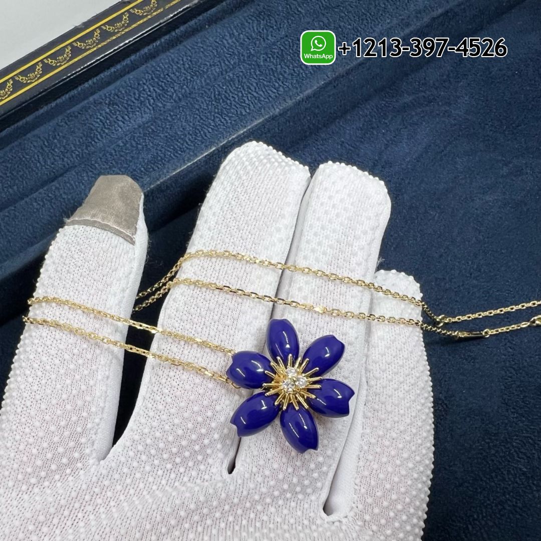 Van-Cleef-Arpels-18k-Yellow-Gold-MiNi-Model-Lapis-Lazuli-Flower-Rose-de-Noel-Pendant-Necklace-VCARP7T200-3.jpg Custom Made Best Sellers Quality 1:1 Van Cleef & Arpels 18k Yellow Gold MiNi Model Lapis Lazuli Flower Rose de Noel Pendant Necklace - High Quality 18k Gold and Diamond Luxury Distinctive Collection Designer Jewelry Customized Factory Price - Image 4