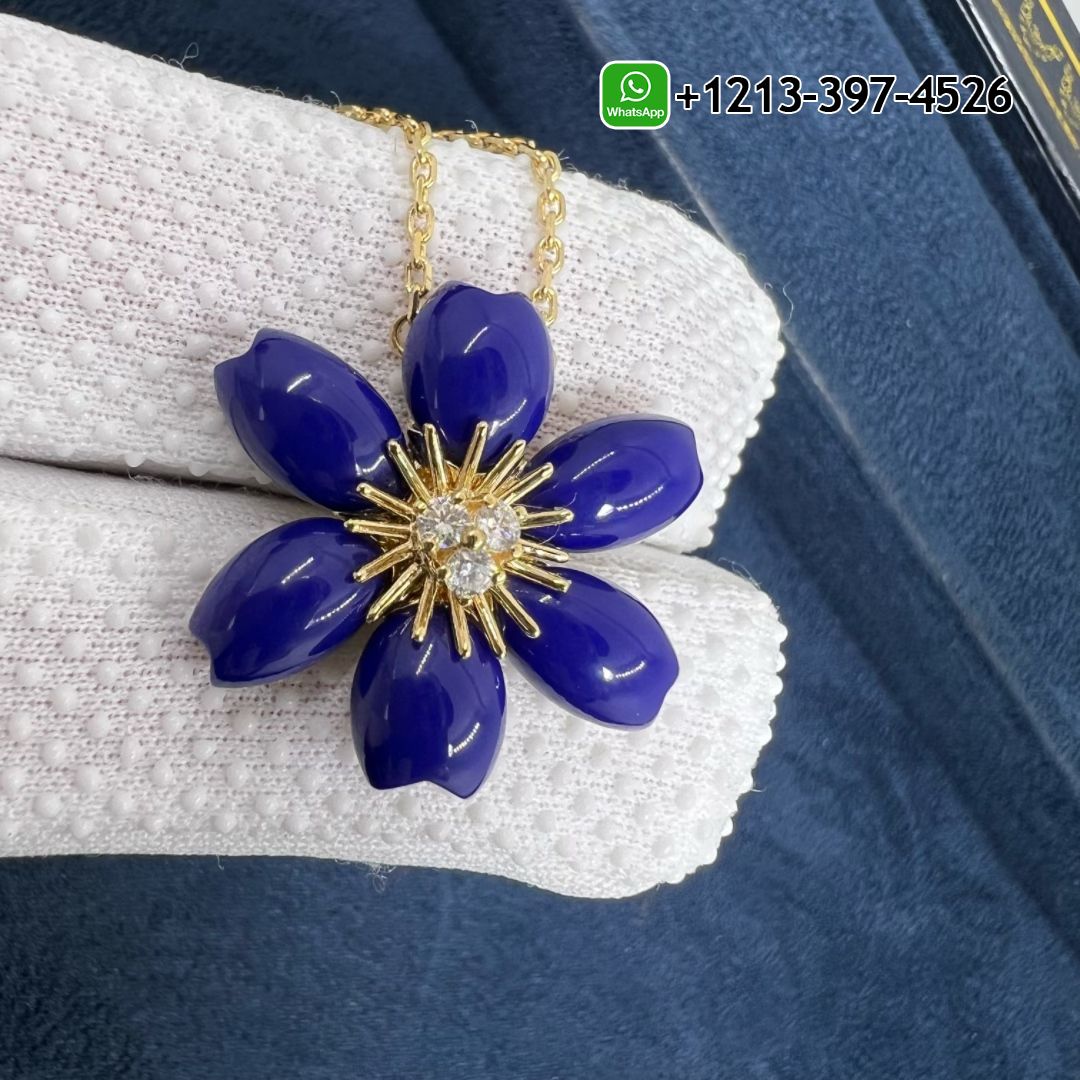 Van-Cleef-Arpels-18k-Yellow-Gold-MiNi-Model-Lapis-Lazuli-Flower-Rose-de-Noel-Pendant-Necklace-VCARP7T200-5.jpg Custom Made Best Sellers Quality 1:1 Van Cleef & Arpels 18k Yellow Gold MiNi Model Lapis Lazuli Flower Rose de Noel Pendant Necklace - High Quality 18k Gold and Diamond Luxury Distinctive Collection Designer Jewelry Customized Factory Price - Image 6