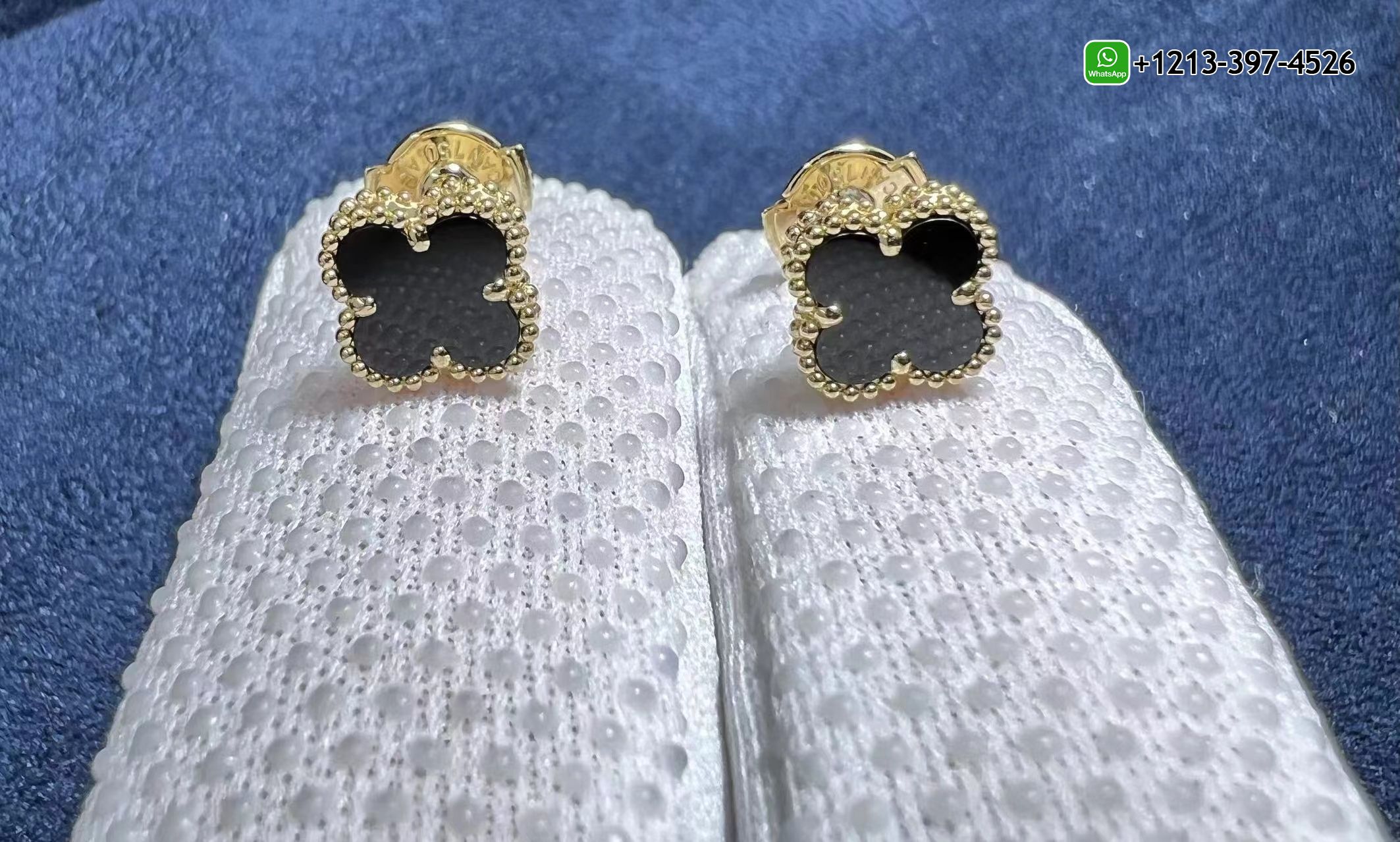 Van-Cleef-Arpels-18k-Yellow-Gold-Sweet-Alhambra-Onyx-Earstud-Earrings-VCARA44900-2.jpg Best Sellers 1:1 Quality Cheap Custom Made Van Cleef & Arpels 18k Yellow Gold Sweet Alhambra Onyx Earstud Earrings - High Quality 18k Gold and Diamond Luxury Distinctive Collection Designer Jewelry Customized Factory Price - Image 3