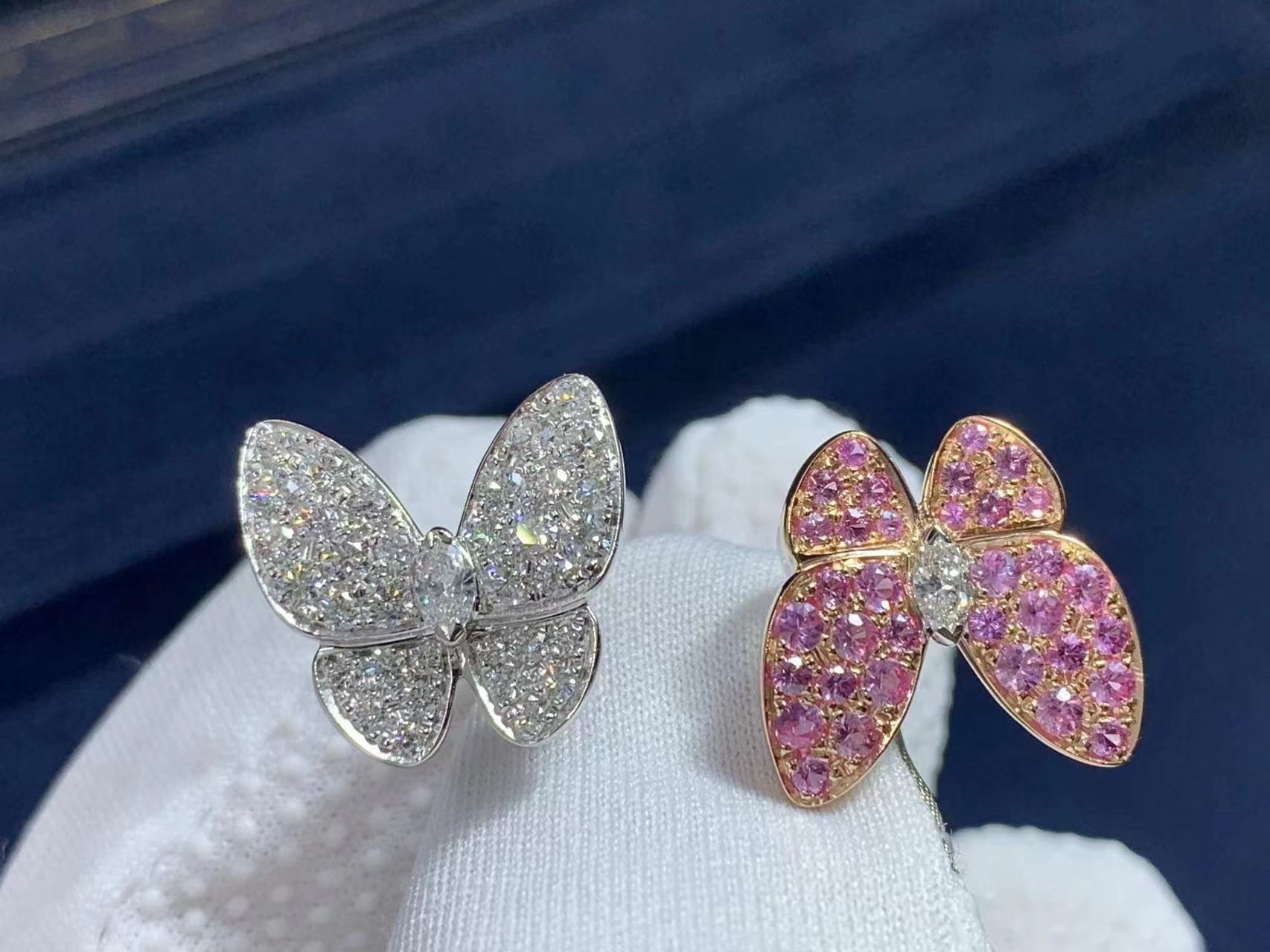 van cleef arpels diamond and pink sapphire two butterfly between the finger ring vcaro3m500 3