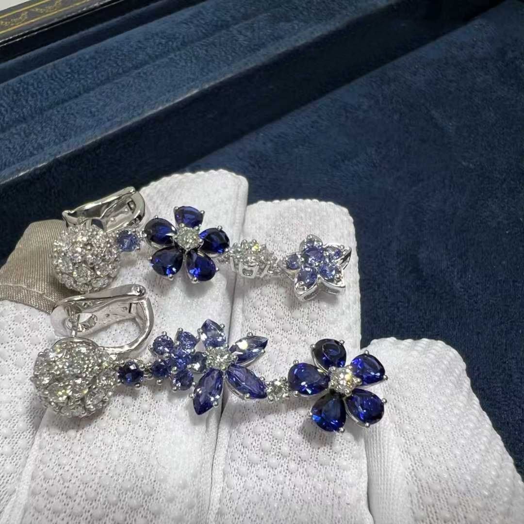 van cleef arpels folie des pres blue sapphire diamonds 18k white gold earrings vcarp05g00 4
