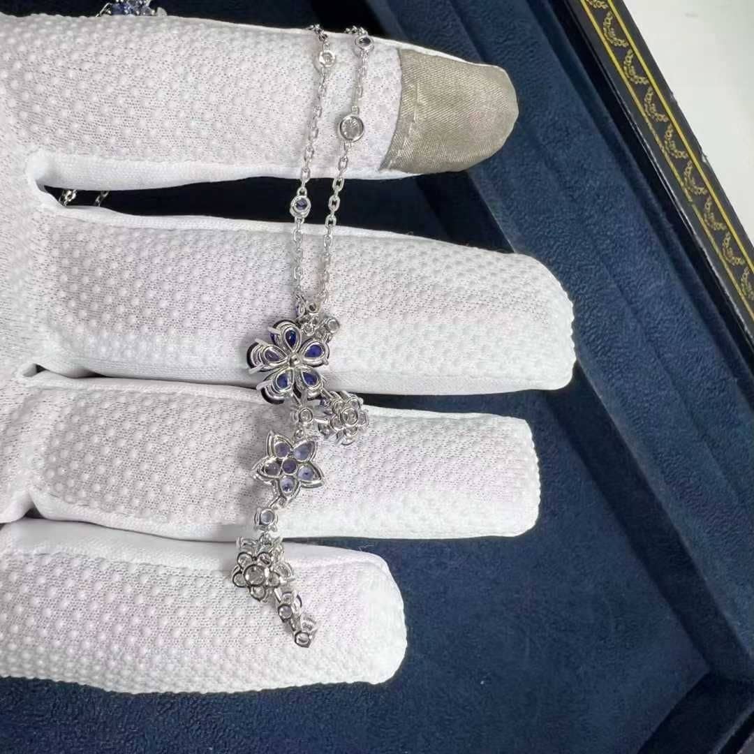 van cleef arpels folie des pres 18k white gold diamond blue sapphire flower pendant necklace vcarp05j00 3