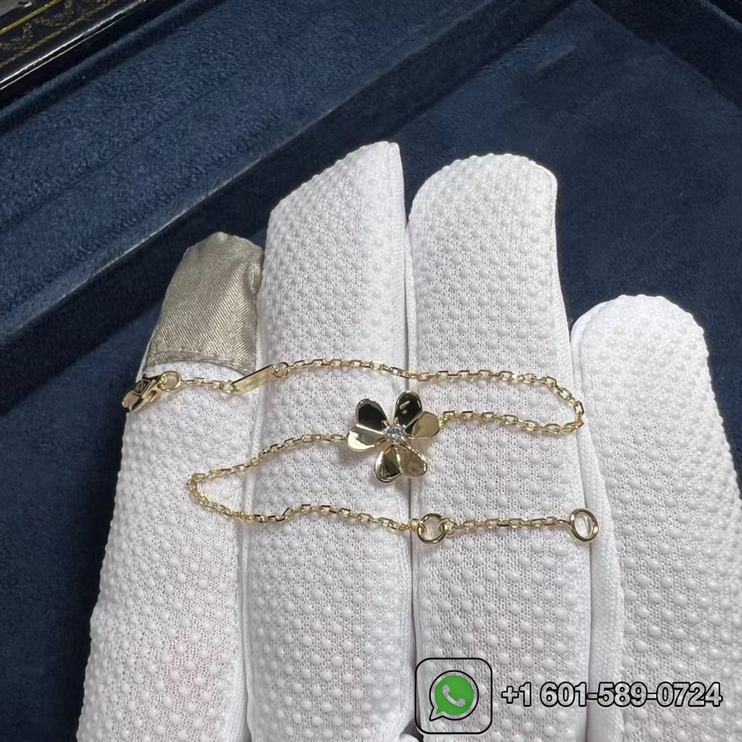 van cleef arpels frivole 18k yellow gold diamond mini model necklace vcarpjmm00 3