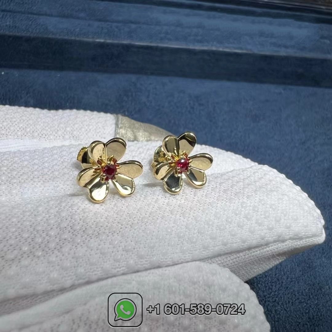 van cleef arpels frivole 18k yellow gold ruby mini model stud earrings vcarp0j300 6