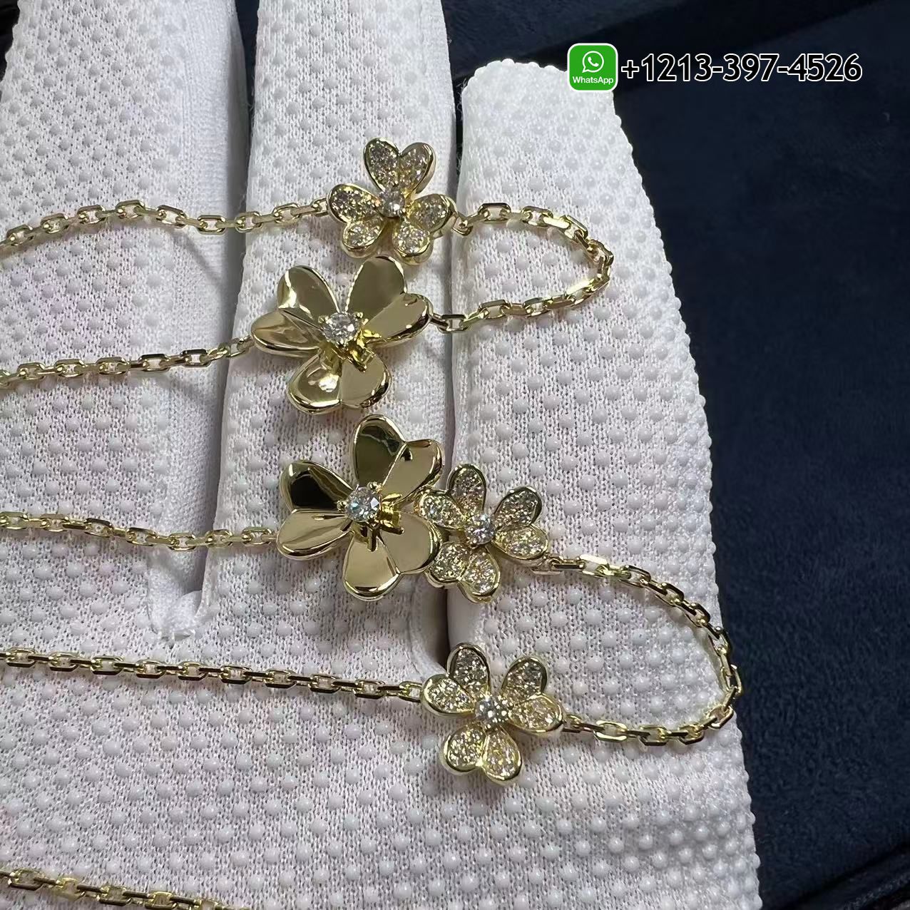 Van-Cleef-Arpels-Frivole-9-Flowers-Diamond-18k-Yellow-Gold-Necklace-VCARP3W600-3.jpg Van Cleef & Arpels Frivole 9 Flowers Diamond 18k Yellow Gold Necklace VCARP3W600 - High Quality 18k Gold and Diamond Luxury Distinctive Collection Designer Jewelry Customized Factory Price - Image 4
