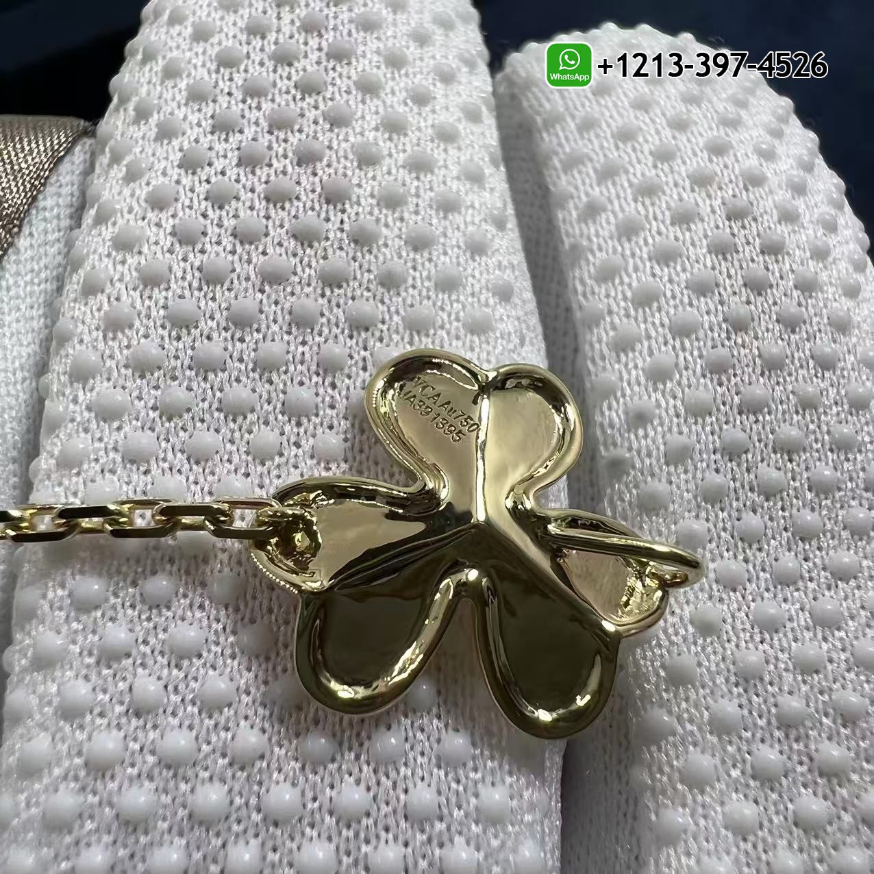Van-Cleef-Arpels-Frivole-9-Flowers-Diamond-18k-Yellow-Gold-Necklace-VCARP3W600-5.jpg Van Cleef & Arpels Frivole 9 Flowers Diamond 18k Yellow Gold Necklace VCARP3W600 - High Quality 18k Gold and Diamond Luxury Distinctive Collection Designer Jewelry Customized Factory Price - Image 6