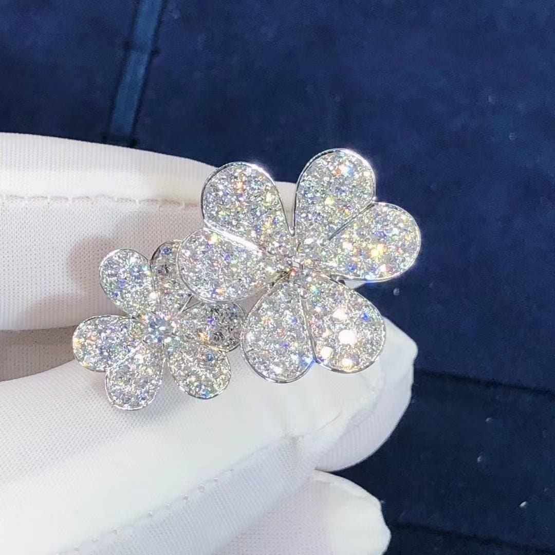 van cleef arpels frivole pave diamond 18k white gold between the finger ring vcarb67500 5