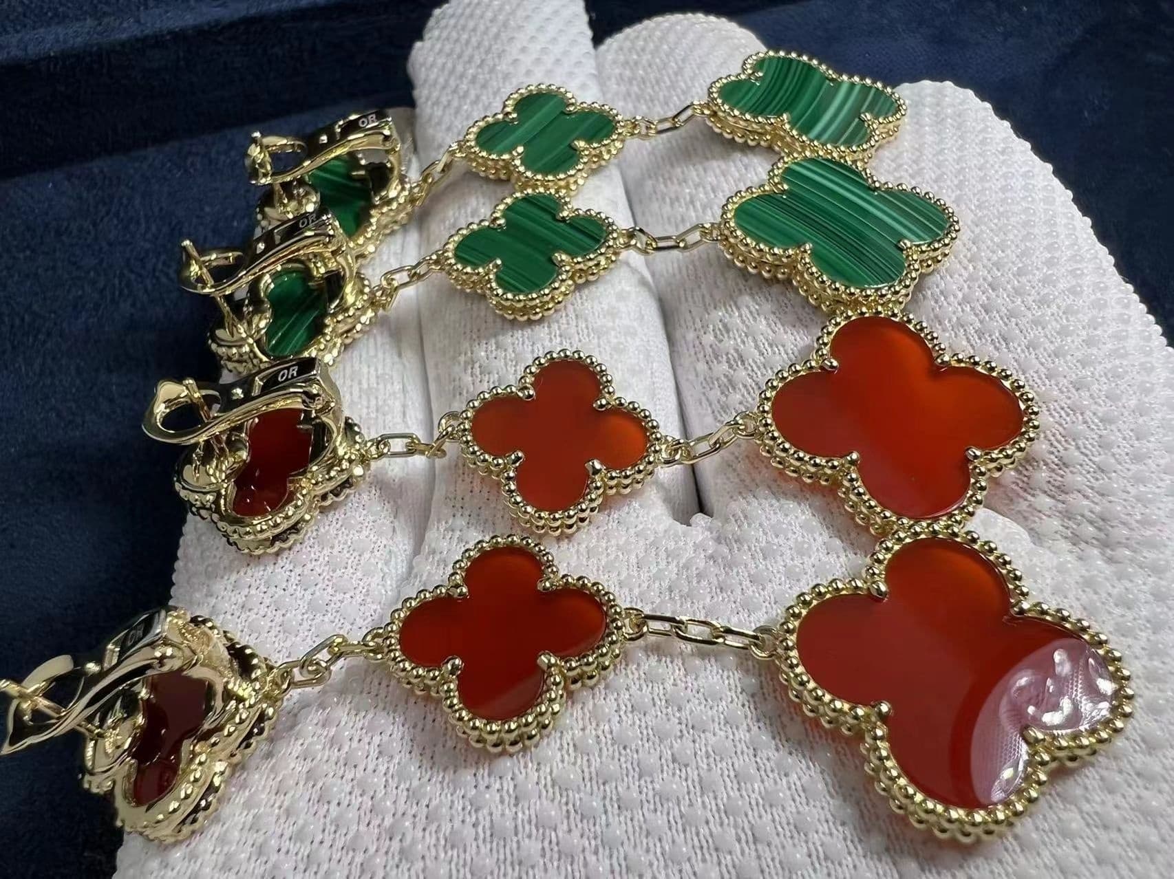 van cleef arpels magic alhambra 3 motif malachite 18k yellow gold long earrings vcaro2ag00 6