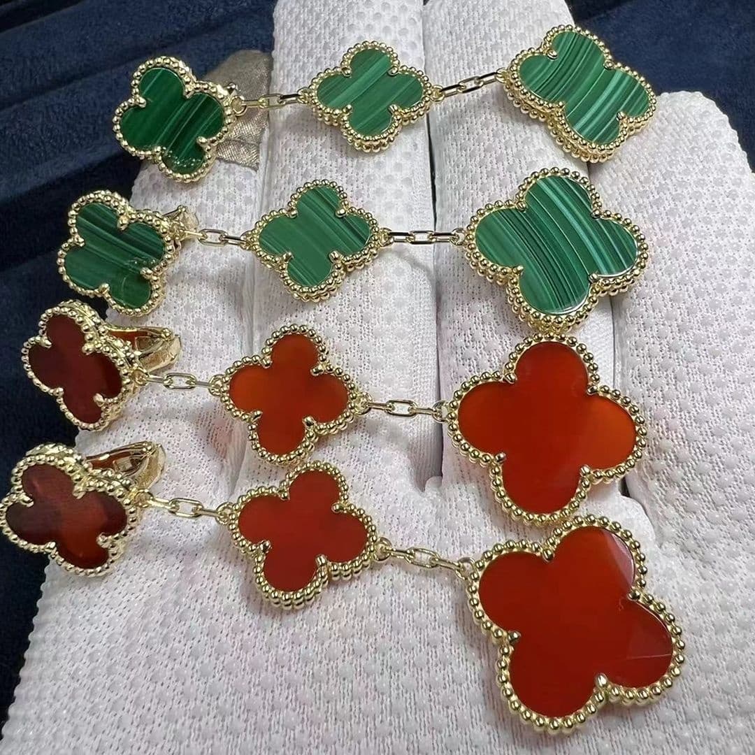 van cleef arpels magic alhambra 3 motif malachite 18k yellow gold long earrings vcaro2ag00