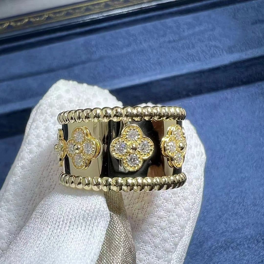 van cleef arpels perlee clovers 18k yellow gold diamond ring vcaro9lo00