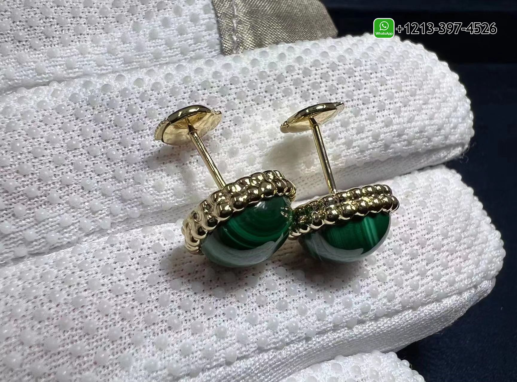 Van-Cleef-Arpels-Perlee-Couleurs-Malachite-18K-Yellow-Gold-Stud-Earrings-VCARP4DS00-2.jpg Best Sellers Quality 1:1 Copy Van Cleef & Arpels Perlée Couleurs Malachite 18K Yellow Gold Stud Earrings - High Quality 18k Gold and Diamond Luxury Distinctive Collection Designer Jewelry Customized Factory Price - Image 3