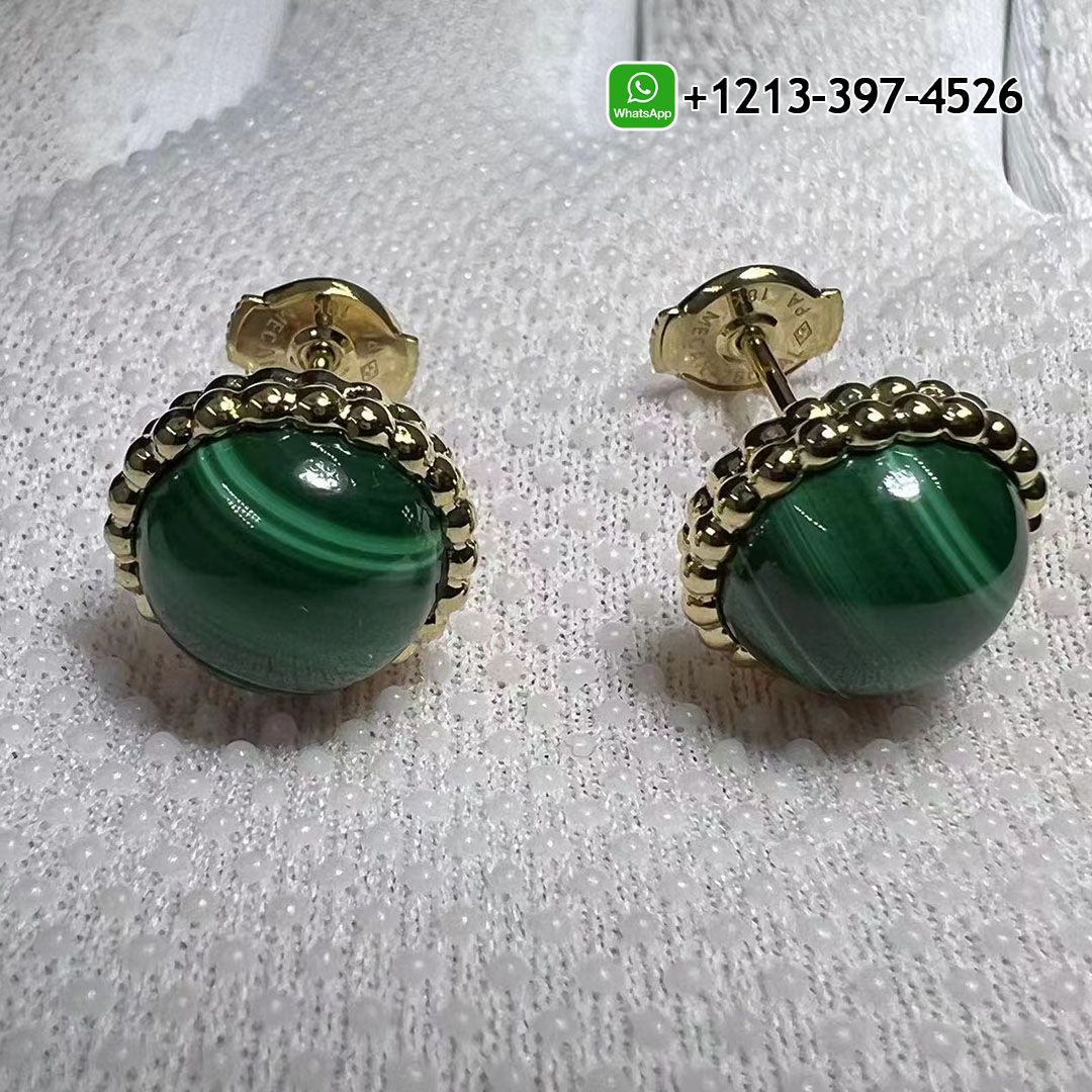 Van Cleef Arpels Perlee Couleurs Malachite 18K Yellow Gold Stud Earrings VCARP4DS00
