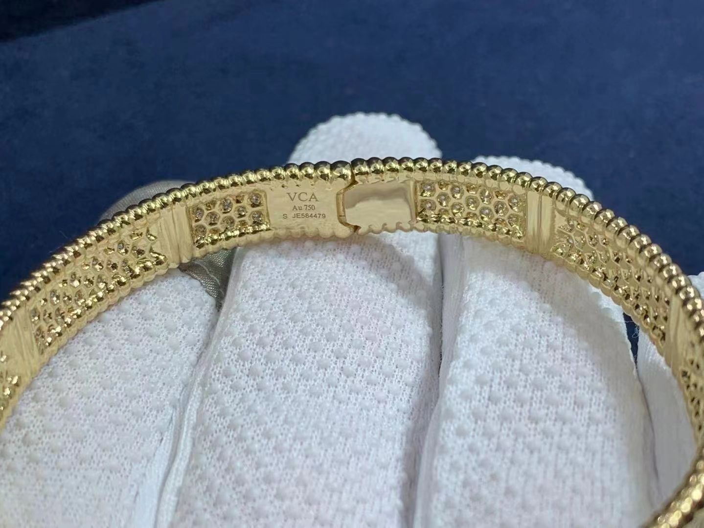 van cleef arpels perlee diamond 3 row 18k yellow gold bracelet vcaro3yc00 4