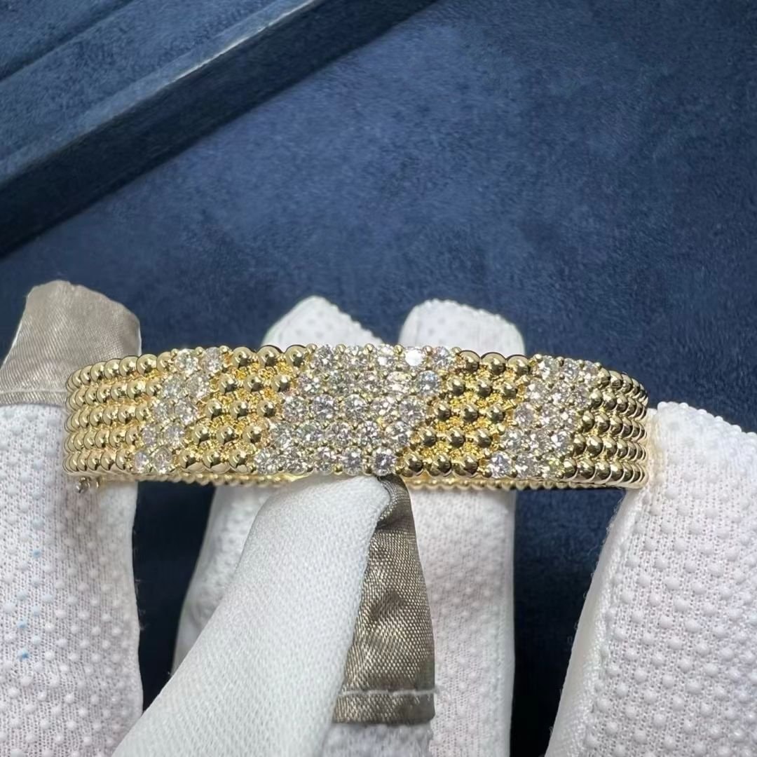 van cleef arpels perlee diamond 5 row 18k yellow gold medium model bracelet vcarpfye00 1