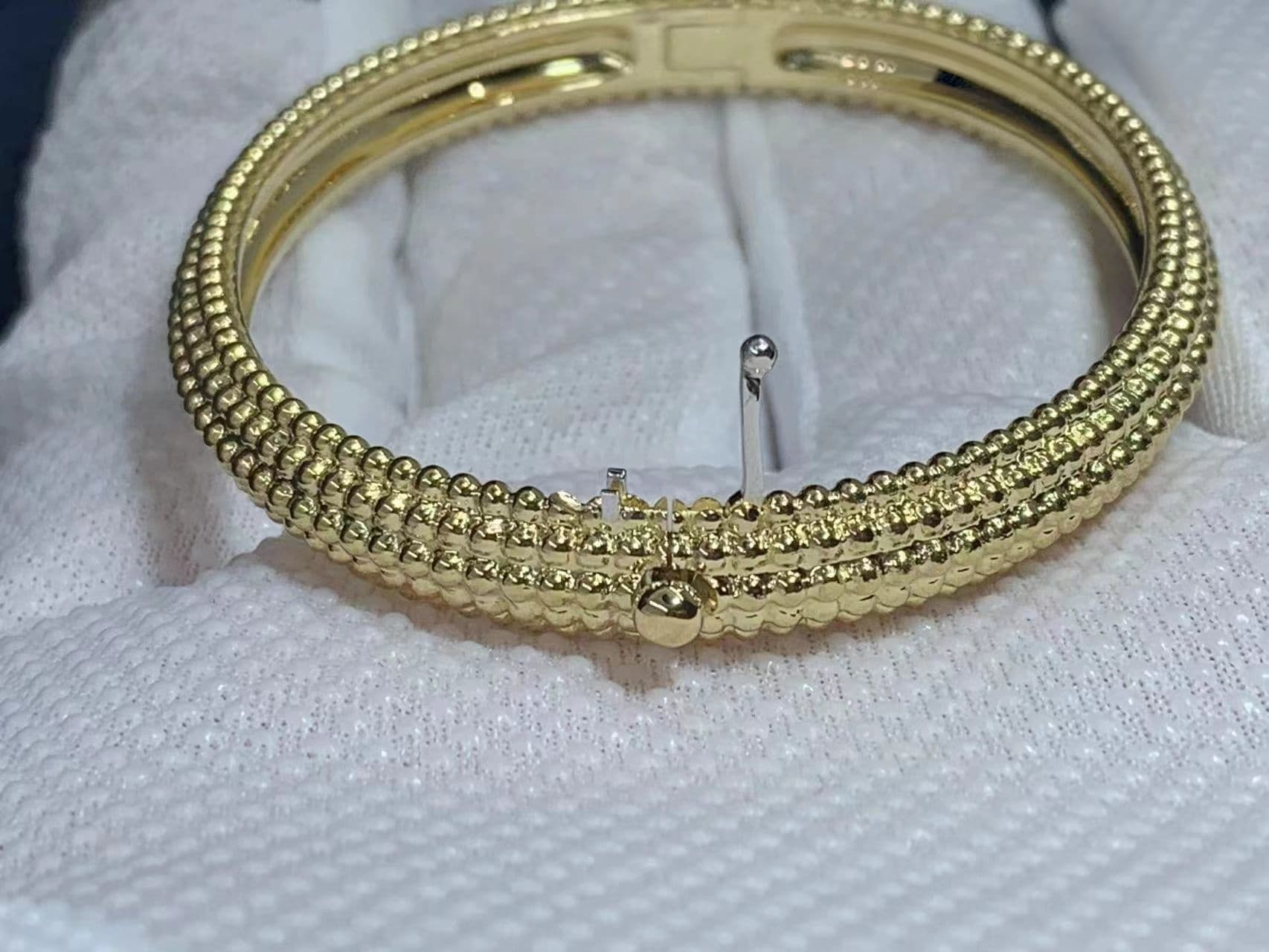 van cleef arpels pure 18k yellow gold perlee pearls of gold 5 row bracelet vcarp0x200 5