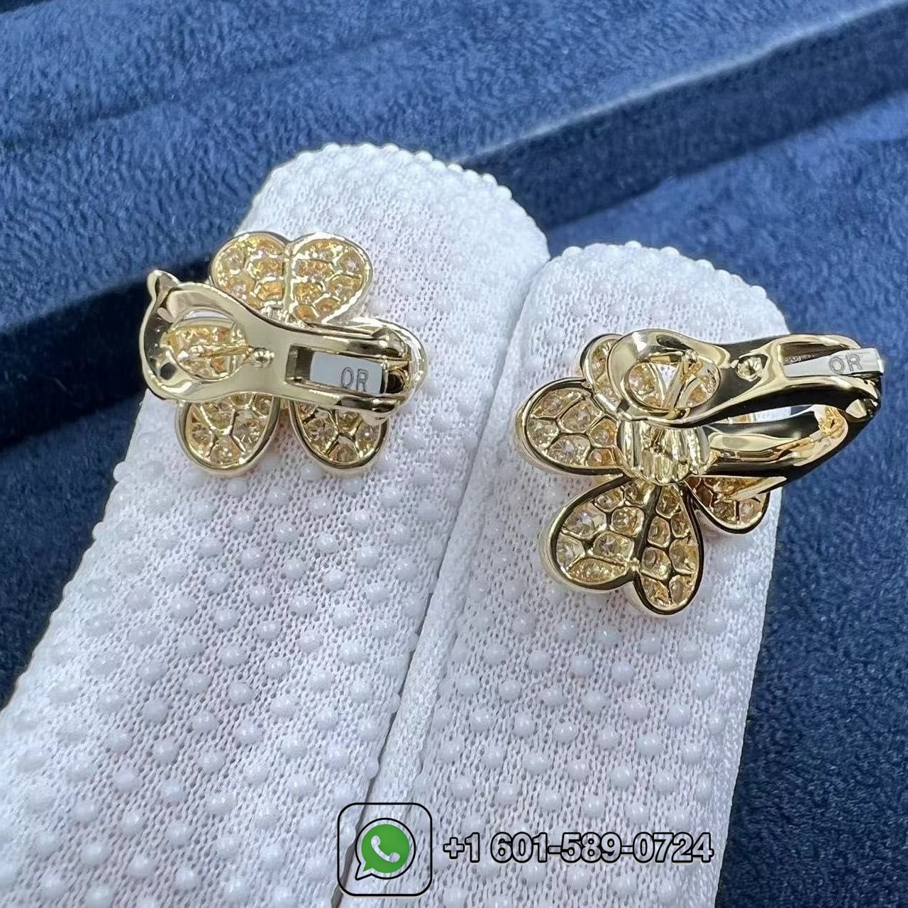 van cleef arpels small model frivole 18k yellow gold diamond earrings vcarp0j900 4