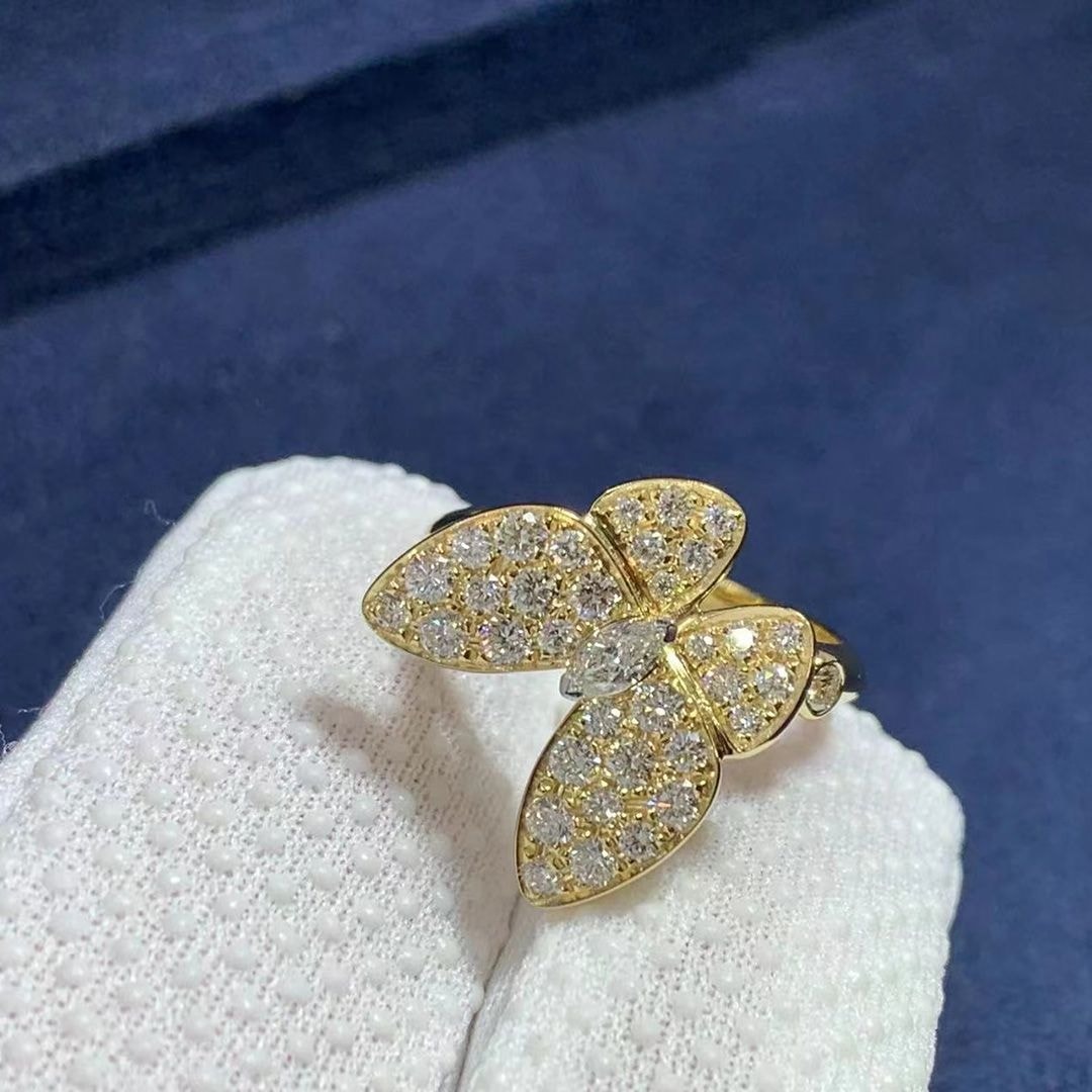 van cleef arpels two butterfly 18k yellow diamond gold ring vcarp3dq00