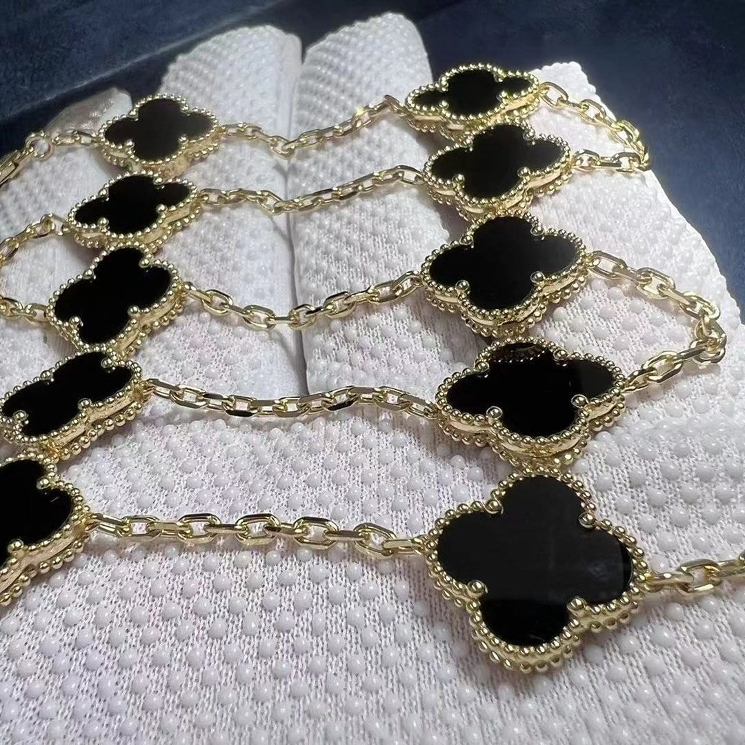 van cleef arpels vintage alhambra 10 motif onyx 18k yellow gold necklace vcara42700