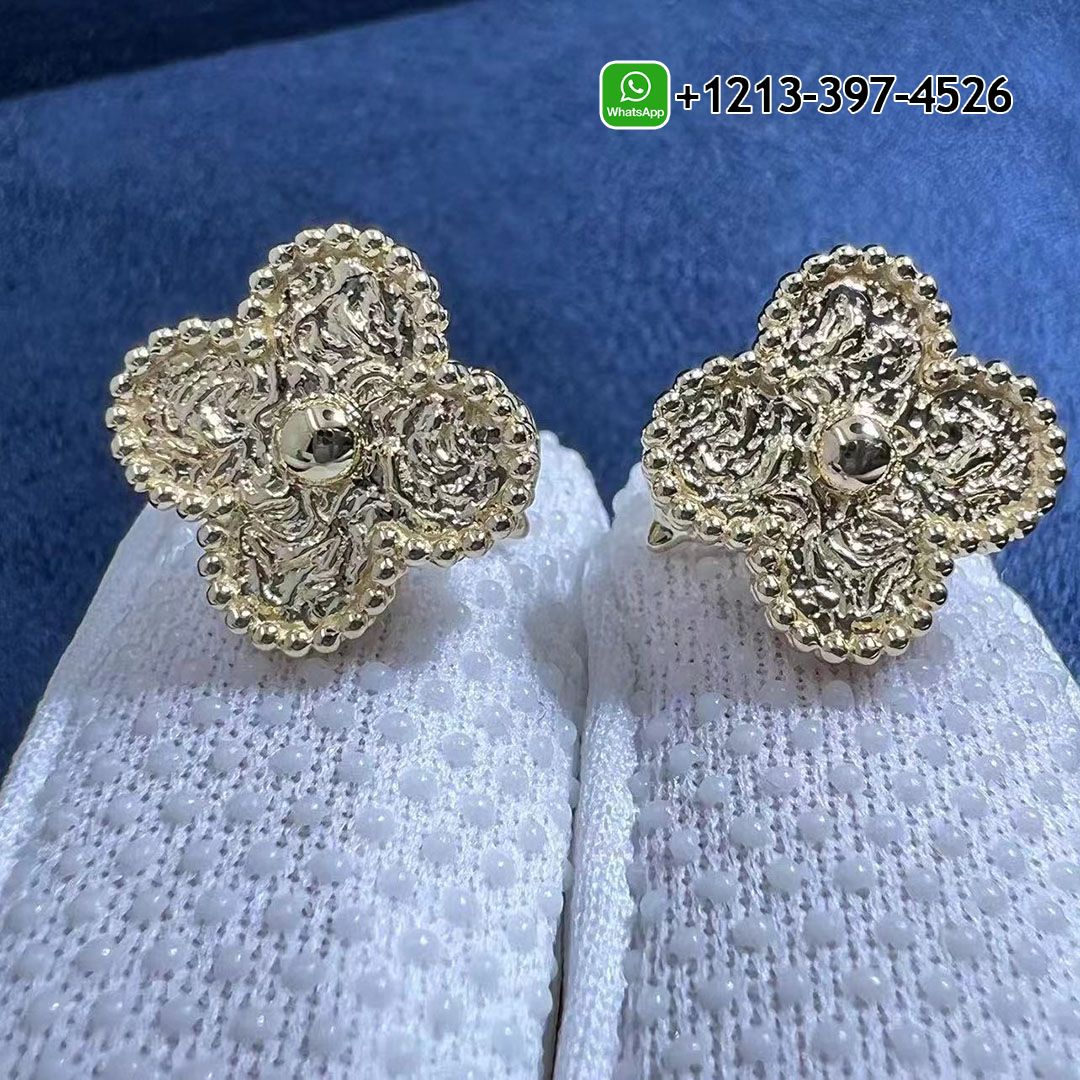 Van-Cleef-Arpels-Vintage-Alhambra-18K-Yellow-Gold-Earrings-–-VCARO1IH00.jpg Custom Made Best Sellers Quality 1:1 Copy Van Cleef & Arpels Vintage Alhambra 18K Yellow Gold Earrings - High Quality 18k Gold and Diamond Luxury Distinctive Collection Designer Jewelry Customized Factory Price