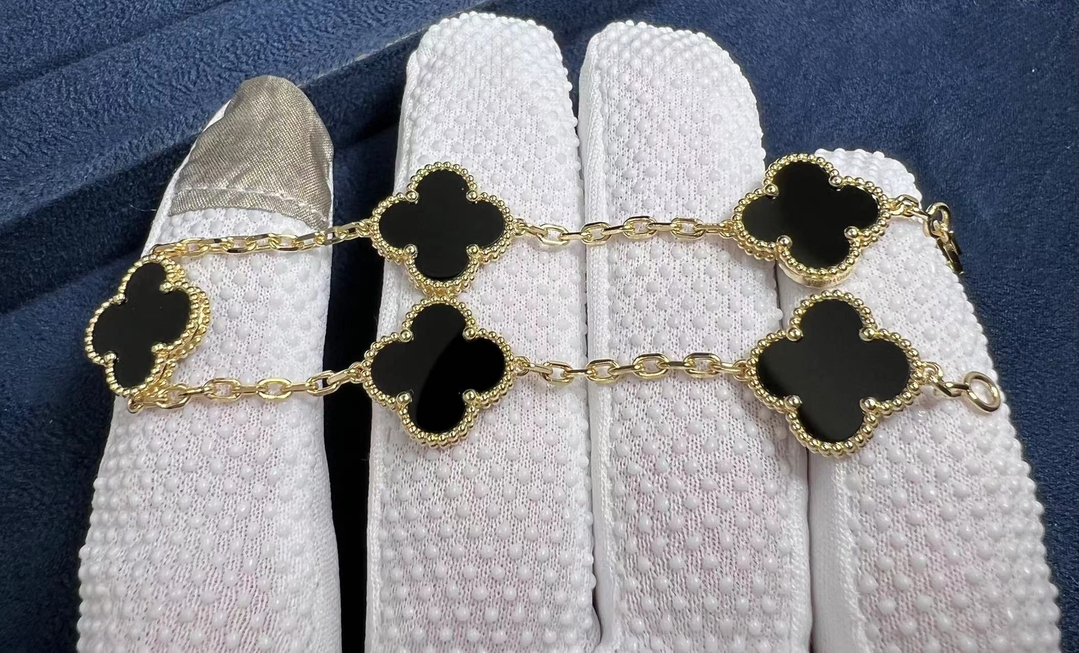 van cleef arpels vintage alhambra 5 motif 18k yellow gold bracelet vcara41300 8