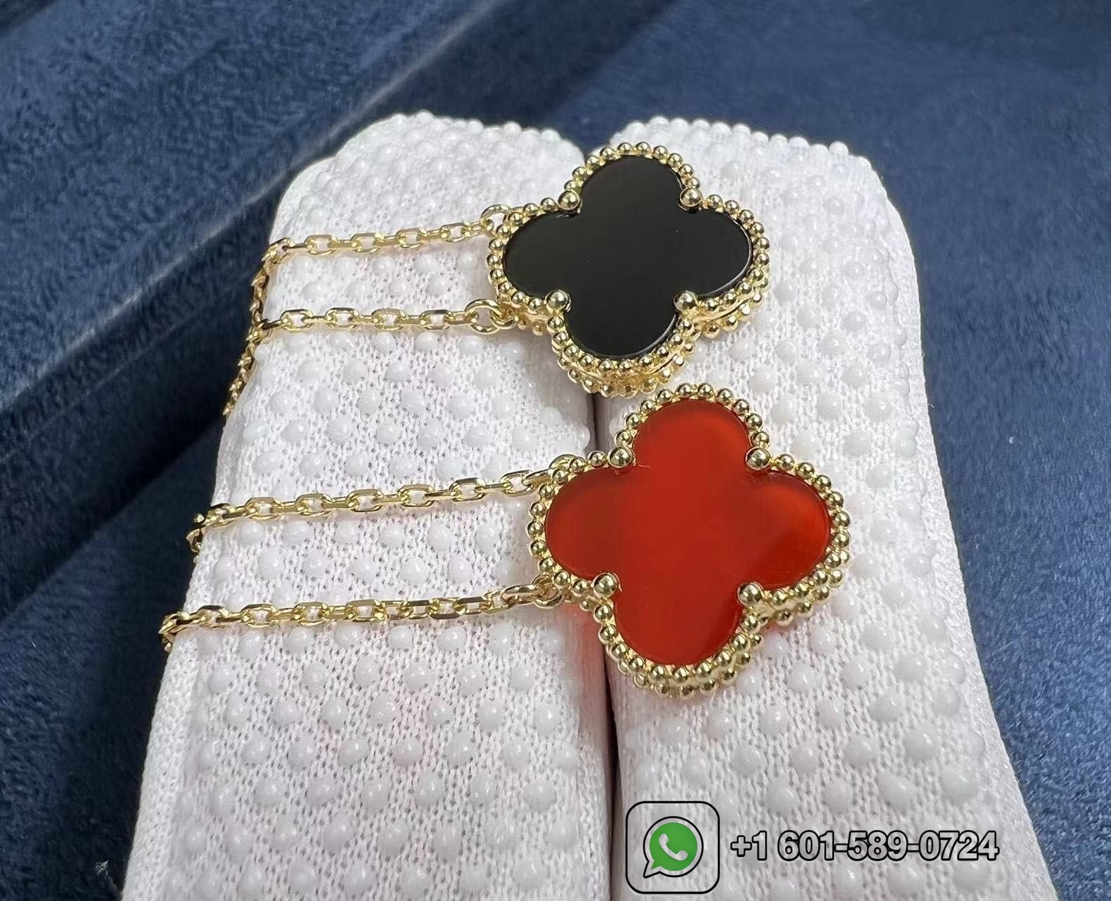 van cleef arpels vintage alhambra carnelian pendant necklace 18k yellow gold vcard38500 2