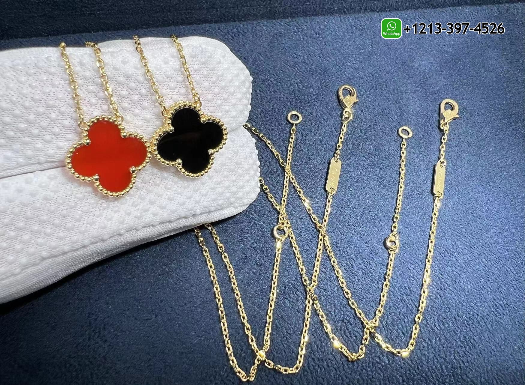 Van-Cleef-Arpels-Vintage-Alhambra-Carnelian-Pendant-Necklace-18k-Yellow-Gold-VCARD38500-3.jpg Replica 1:1 High Quality Van Cleef & Arpels Vintage Alhambra 18K Yellow Gold Carnelian Pendant Necklace - High Quality 18k Gold and Diamond Luxury Distinctive Collection Designer Jewelry Customized Factory Price - Image 4