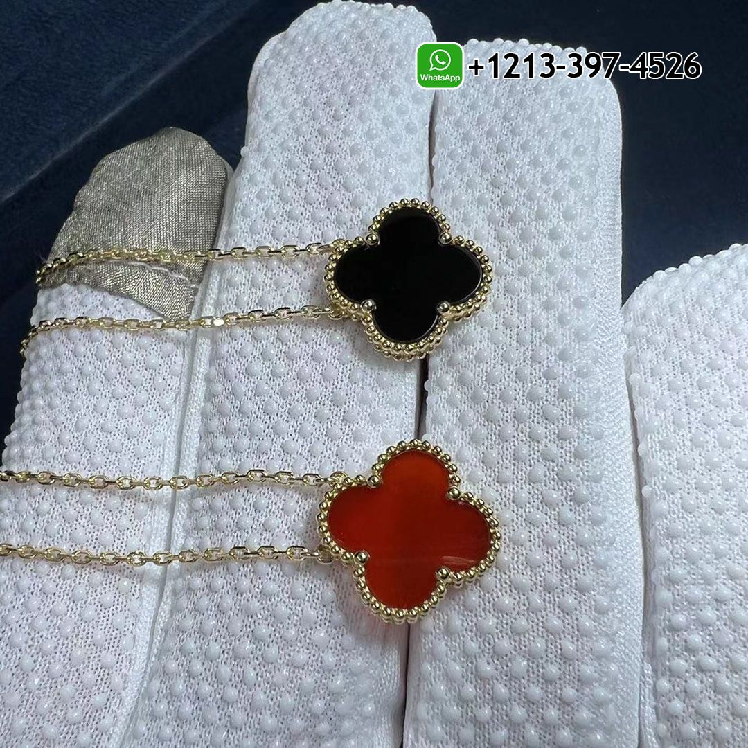 Van-Cleef-Arpels-Vintage-Alhambra-Carnelian-Pendant-Necklace-18k-Yellow-Gold-VCARD38500.jpg Replica 1:1 High Quality Van Cleef & Arpels Vintage Alhambra 18K Yellow Gold Carnelian Pendant Necklace - High Quality 18k Gold and Diamond Luxury Distinctive Collection Designer Jewelry Customized Factory Price