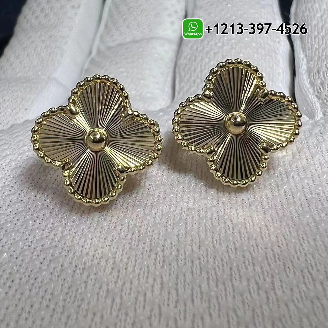 Custom Made Best Sellers Quality 1:1 Copy Van Cleef & Arpels Vintage Alhambra Guilloche 18k Yellow Gold Earrings - High Quality 18k Gold and Diamond Luxury Distinctive Collection Designer Jewelry Customized Factory Price Van Cleef Arpels Vintage Alhambra Guilloche 18k Yellow Gold Earrings VCARP3JL00 4
