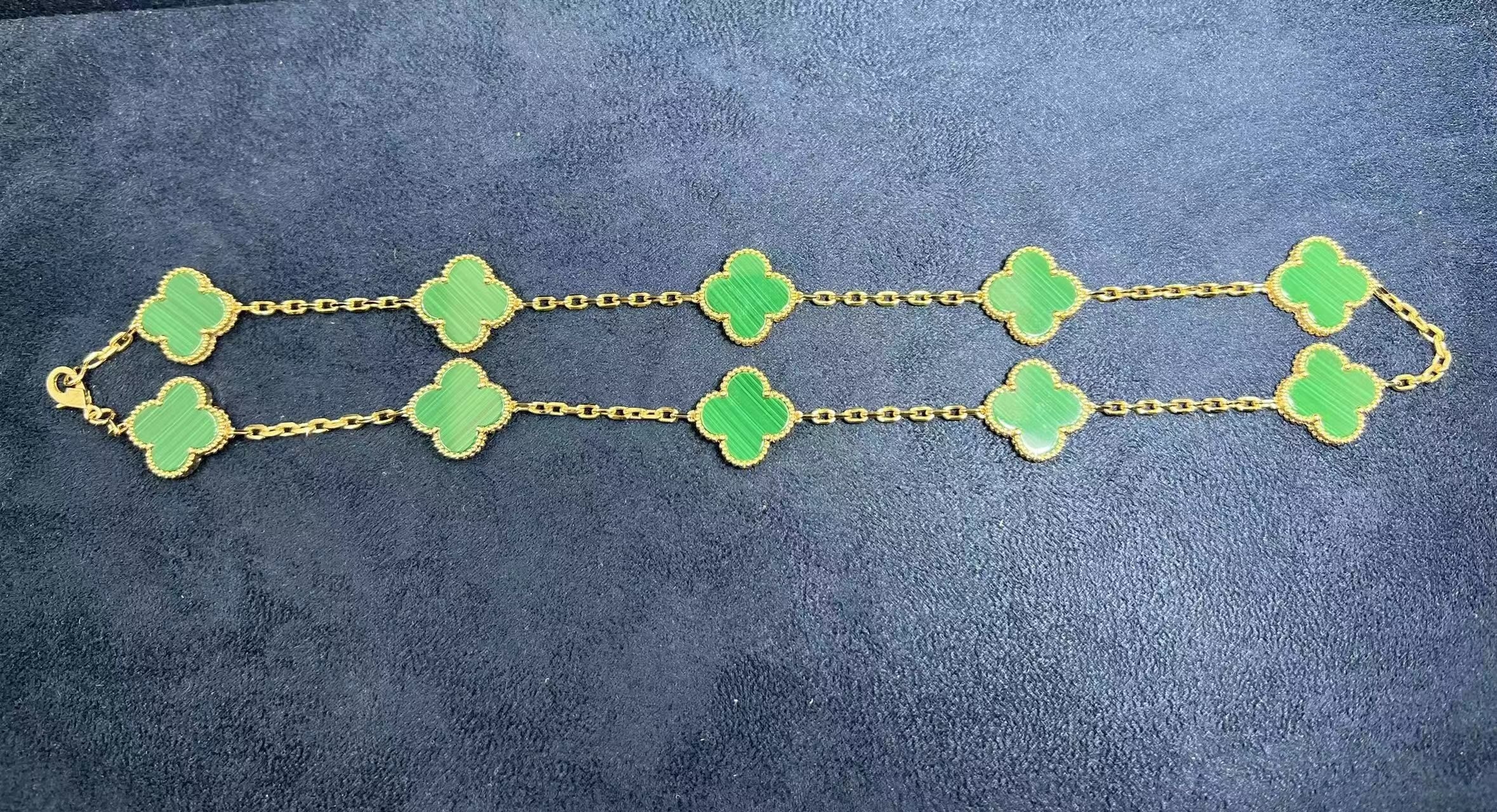 van cleef arpels vintage alhambra malachite 10 motif 18k yellow gold necklace vcaro3qj00 6