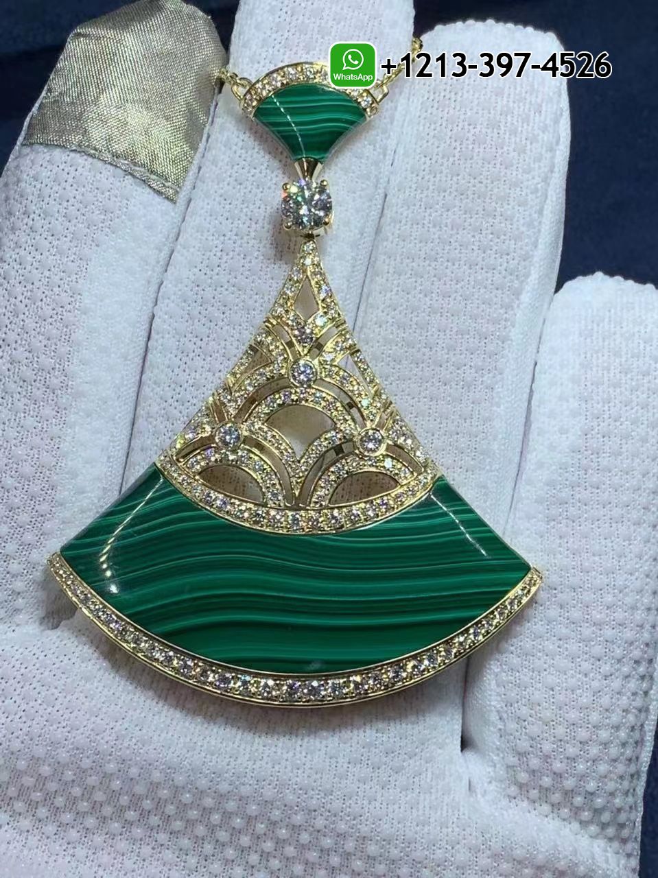 b3urvkpepq5 Best Sellers 1:1 Quality Cheap Custom Made Bulgari Divas’ Dream 18K Yellow Gold Malachite and Diamonds Large Pendant Necklace - High Quality 18k Gold and Diamond Luxury Distinctive Collection Designer Jewelry Customized Factory Price - Image 15