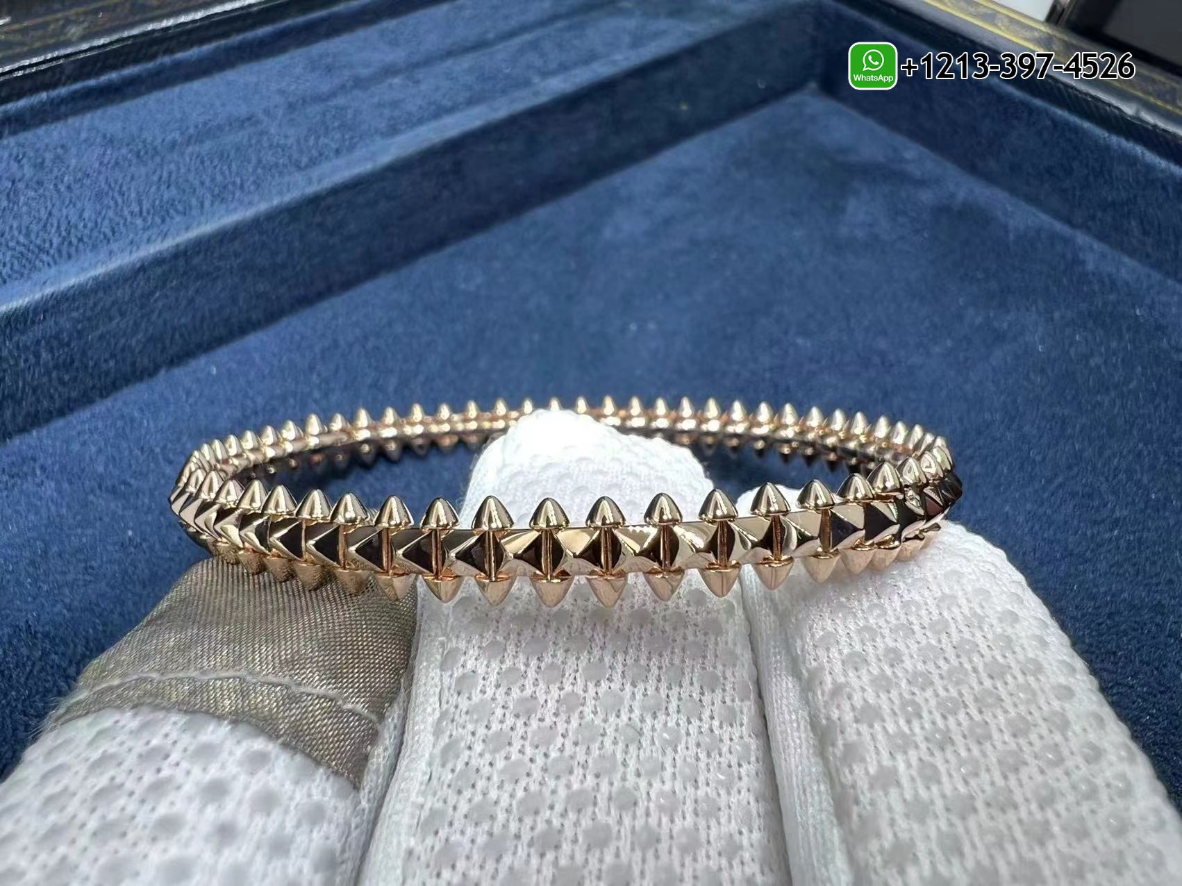 bfkt2r0zo2f Best Sellers 1:1 Quality Cheap Custom Made Cartier Pure 18k Rose Gold Clash de Cartier Small Model Bracelet - High Quality 18k Gold and Diamond Luxury Distinctive Collection Designer Jewelry Customized Factory Price - Image 3