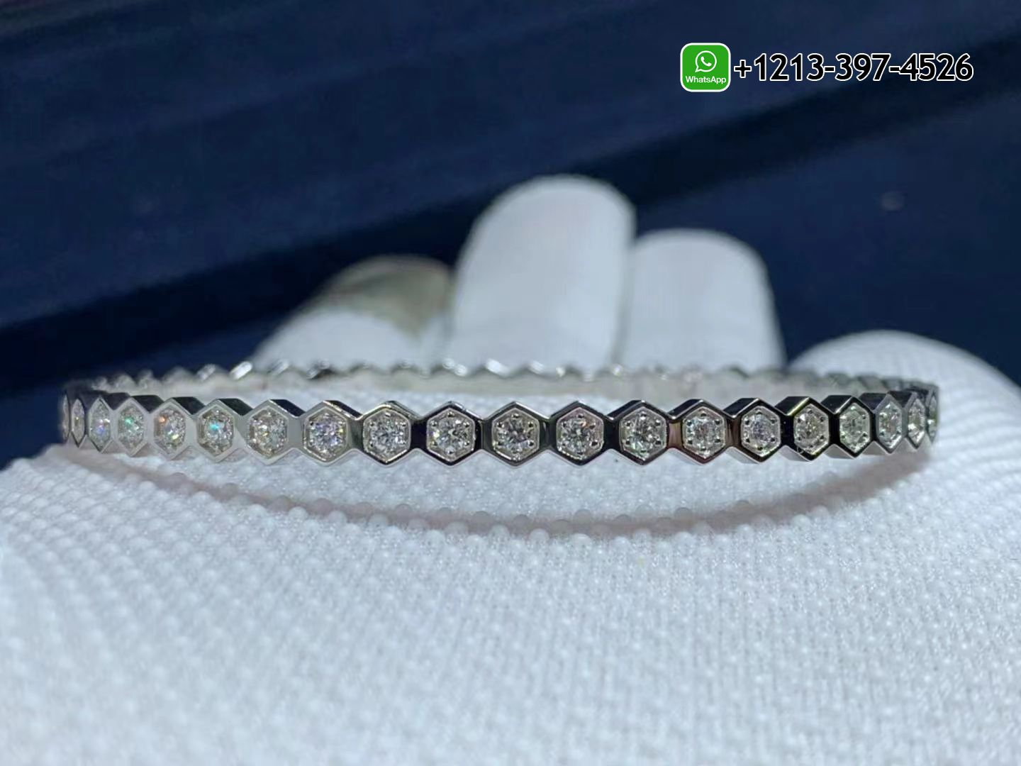 bg5ssxqfchi Custom Made Best Quality 1:1 Cheap Chaumet 18k White Gold Bee My Love Pavé Diamonds Bracelet - High Quality 18k Gold and Diamond Luxury Distinctive Collection Designer Jewelry Customized Factory Price - Image 6