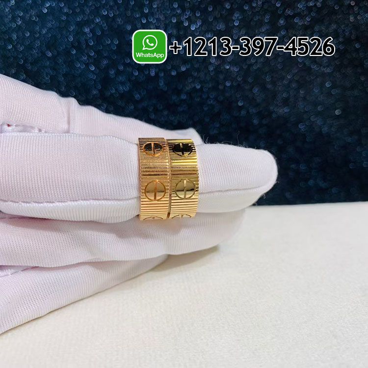 liwv034ciao Custom Made Cartier LOVE Unlimited 18k Yellow Gold Ring - High Quality 18k Gold and Diamond Luxury Distinctive Collection Designer Jewelry Customized Factory Price