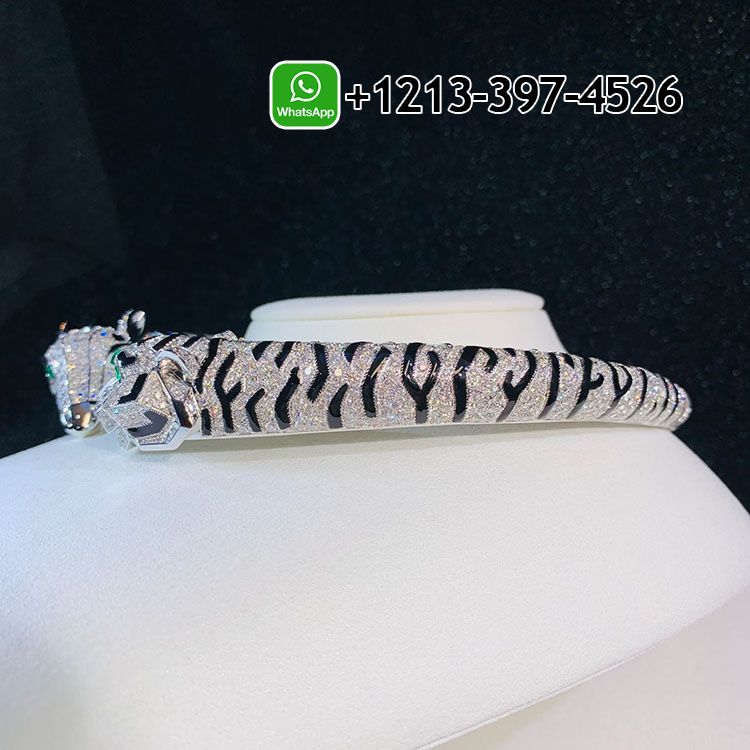 nrkdf5kdix1 Best Quality Cartier 18K White Gold Pave Diamonds Onyx Indomptables de Cartier Tiger and Giraffe High Jewelry Necklace - High Quality 18k Gold and Diamond Luxury Distinctive Collection Designer Jewelry Customized Factory Price - Image 7