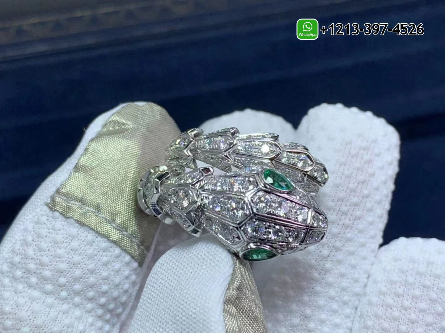 oqpiklm5kym Custom Made Best Quality 1:1 Cheap Bvlgari Serpenti Ring 18k White Gold with Pavé Diamonds, Emerald Eyes - High Quality 18k Gold and Diamond Luxury Distinctive Collection Designer Jewelry Customized Factory Price - Image 9