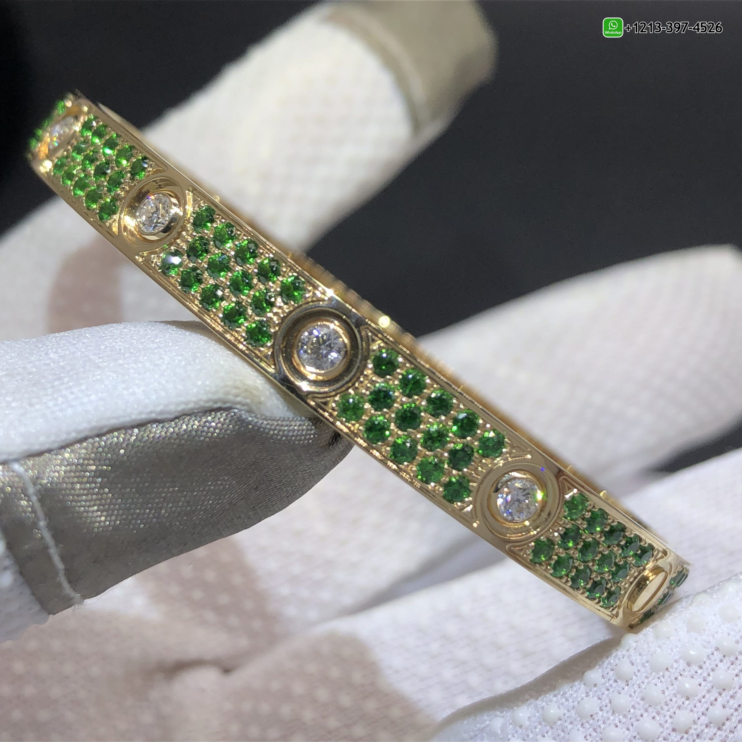 pabwtejblrr Cartier Love Tsavorite Garnet Paved and 10 Diamonds Classic Model Bracelet 18k Yellow Gold Single-screw Closure - High Quality 18k Gold and Diamond Luxury Distinctive Collection Designer Jewelry Customized Factory Price - Image 3